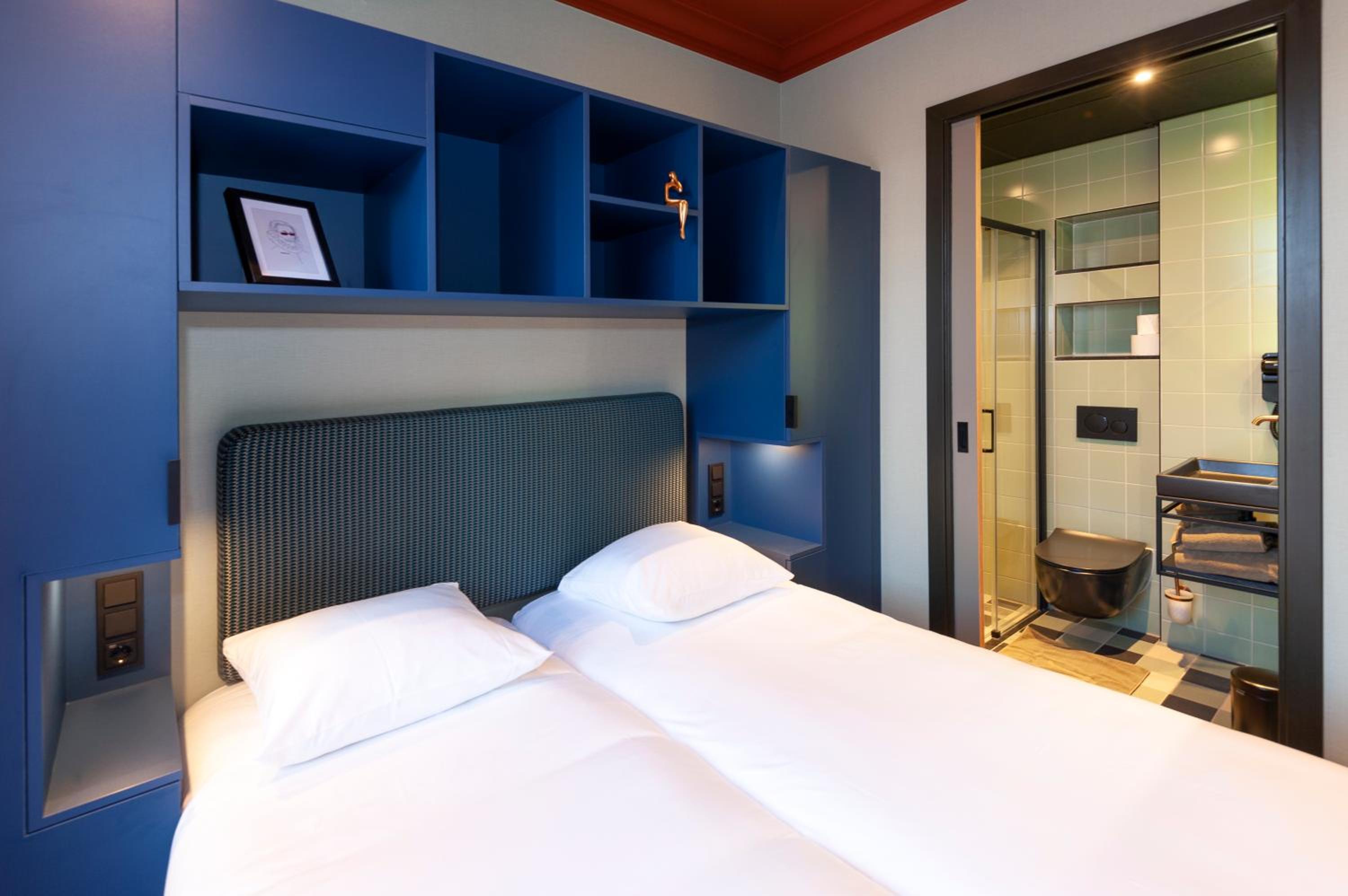 Standard Twin Room photo 2