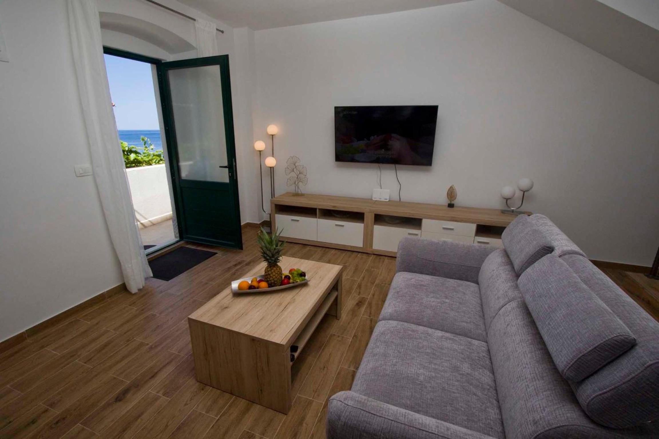 Apartment photo 1