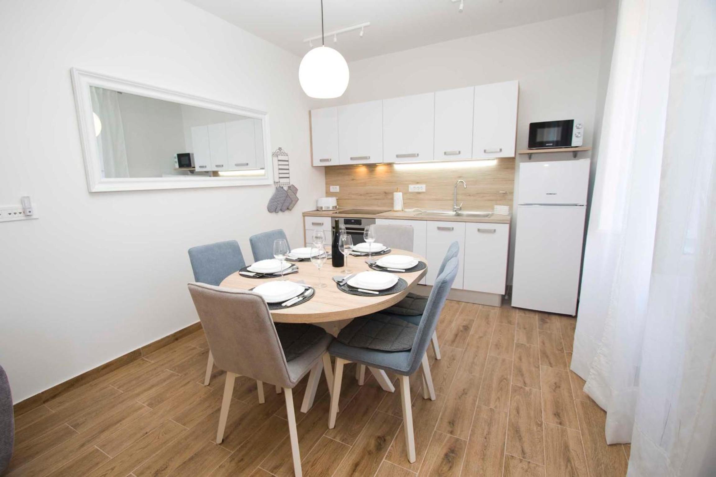 Apartment photo 3