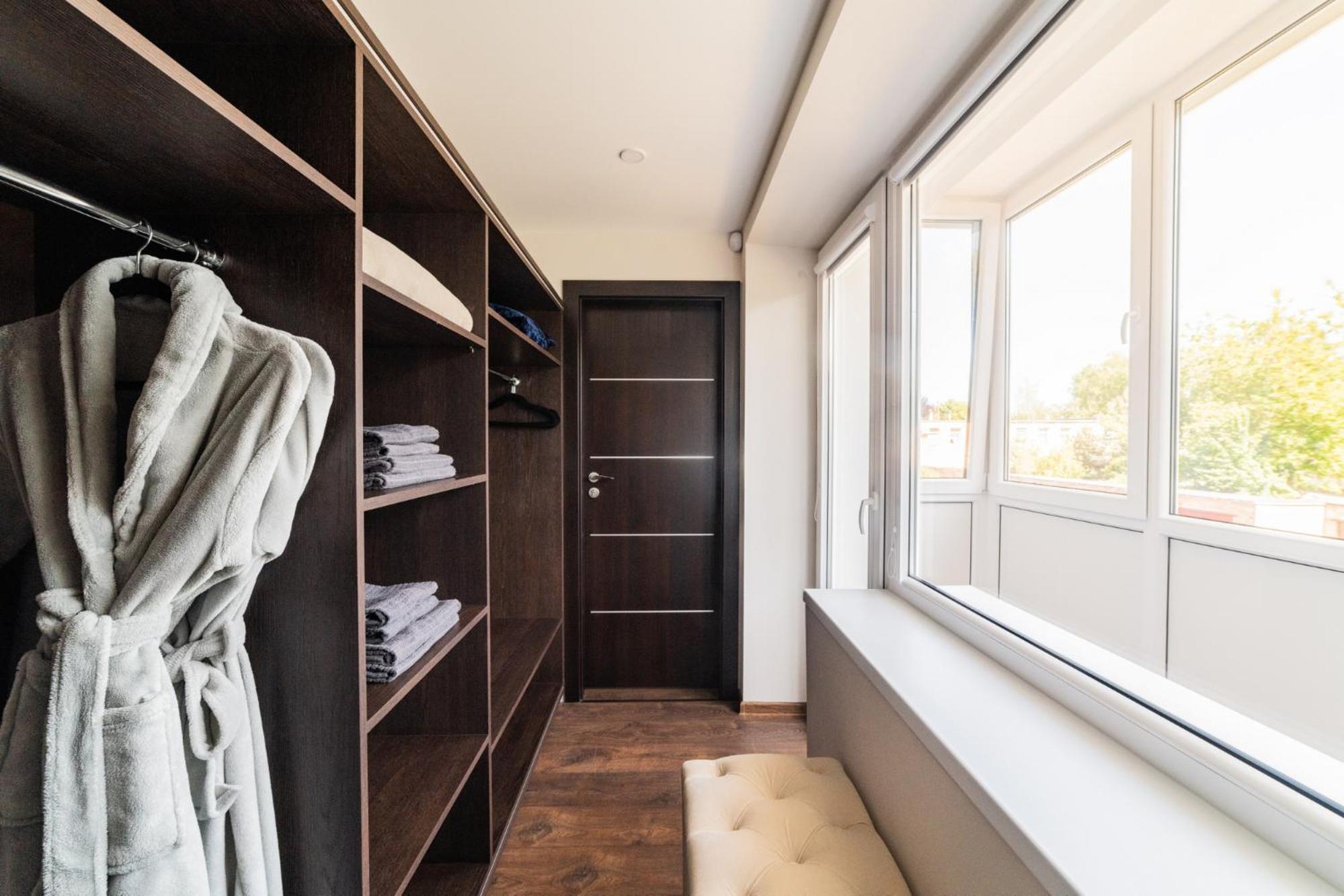 Two-Bedroom Apartment - Photo 16