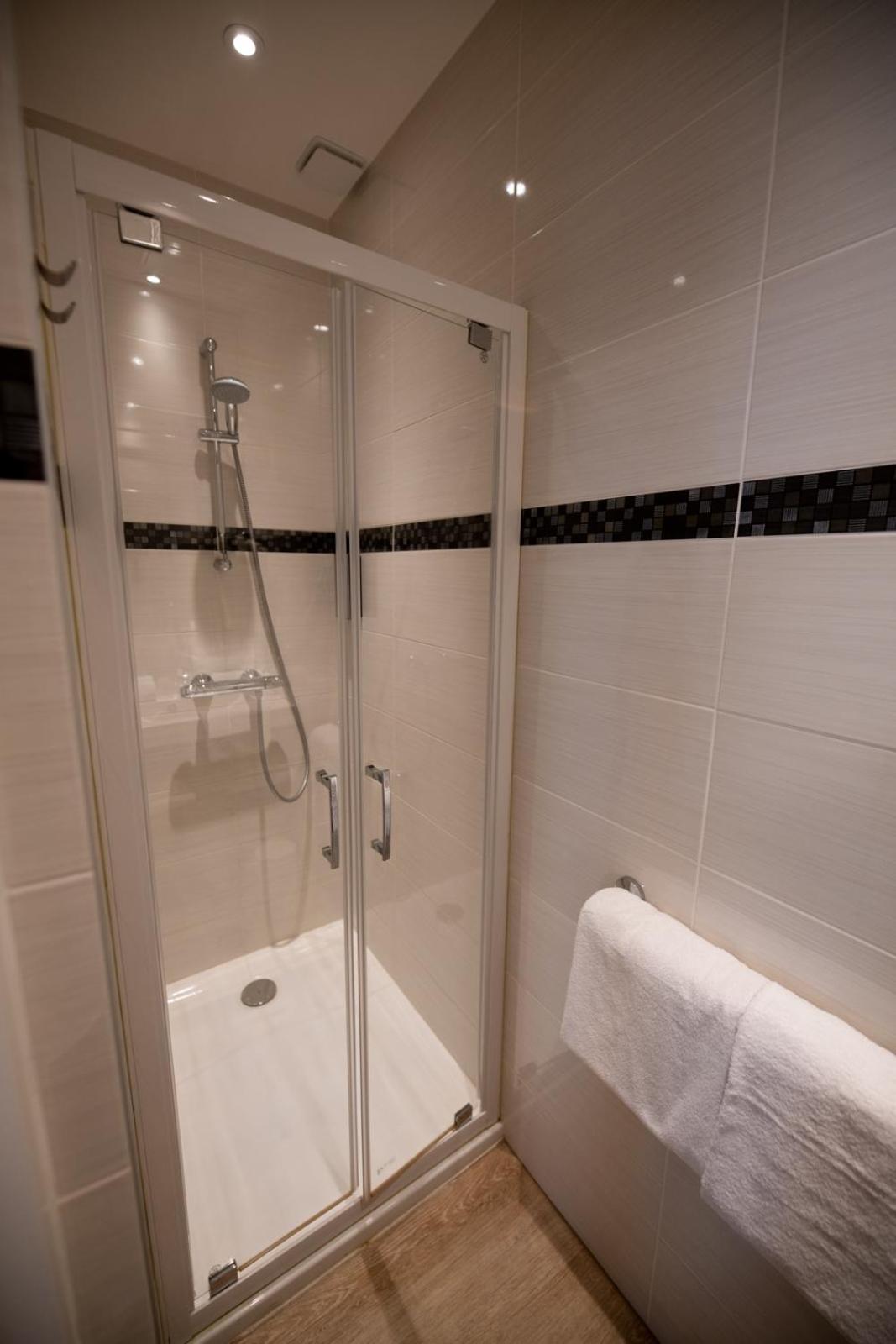 Quadruple Room photo 2