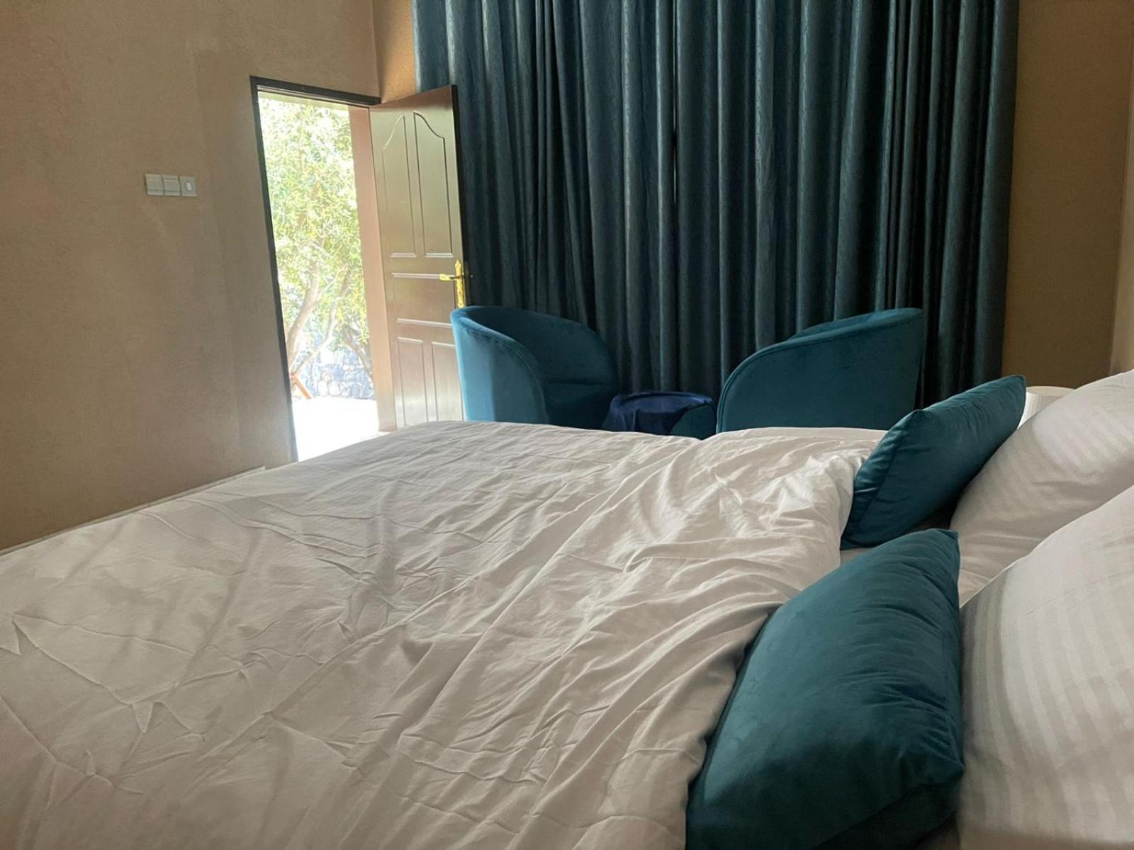 Budget Double Room photo 1