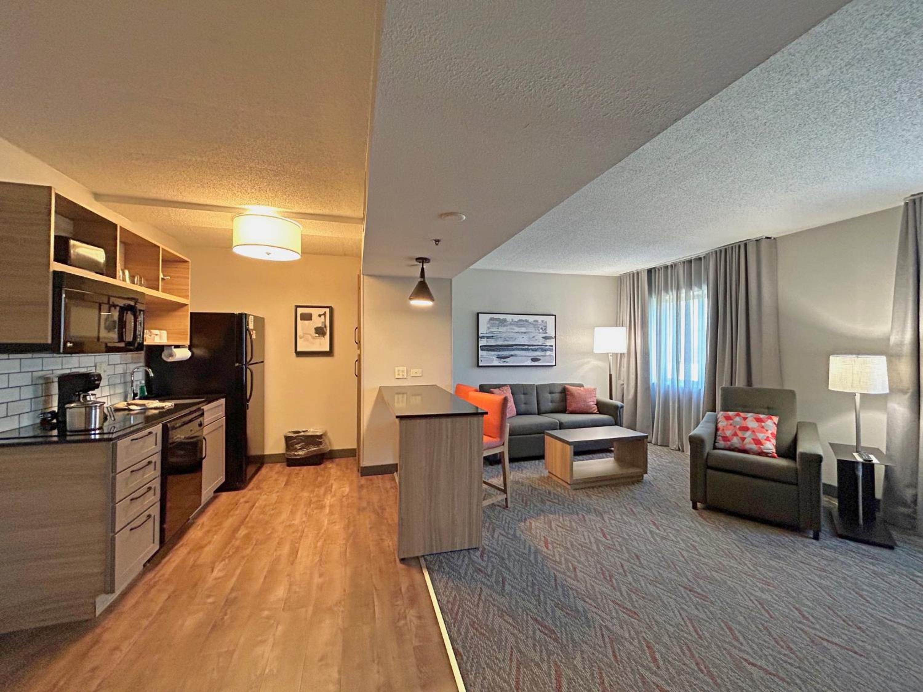 One-Bedroom King Suite - Photo 1