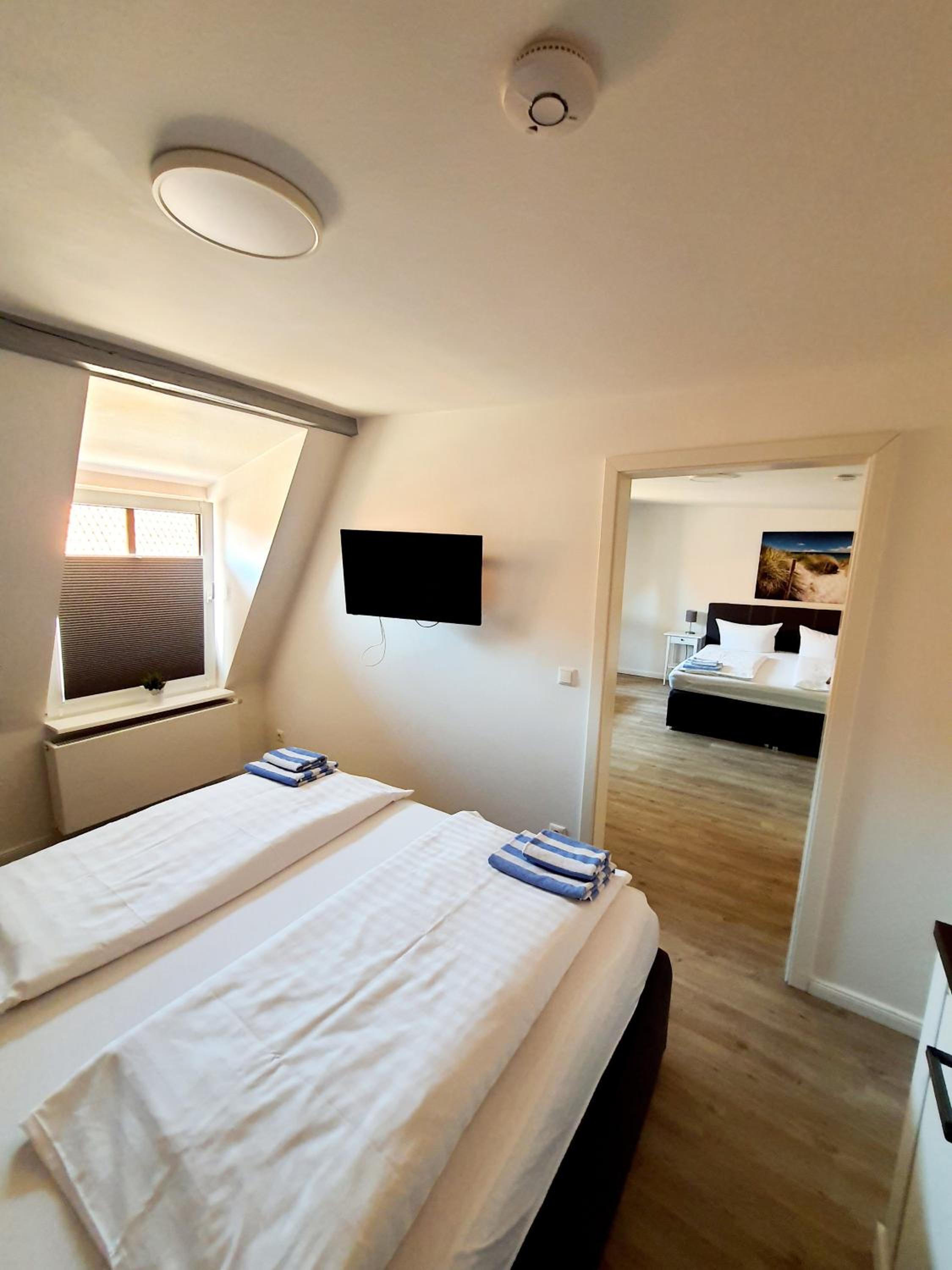 Apartment 5 - Photo 1