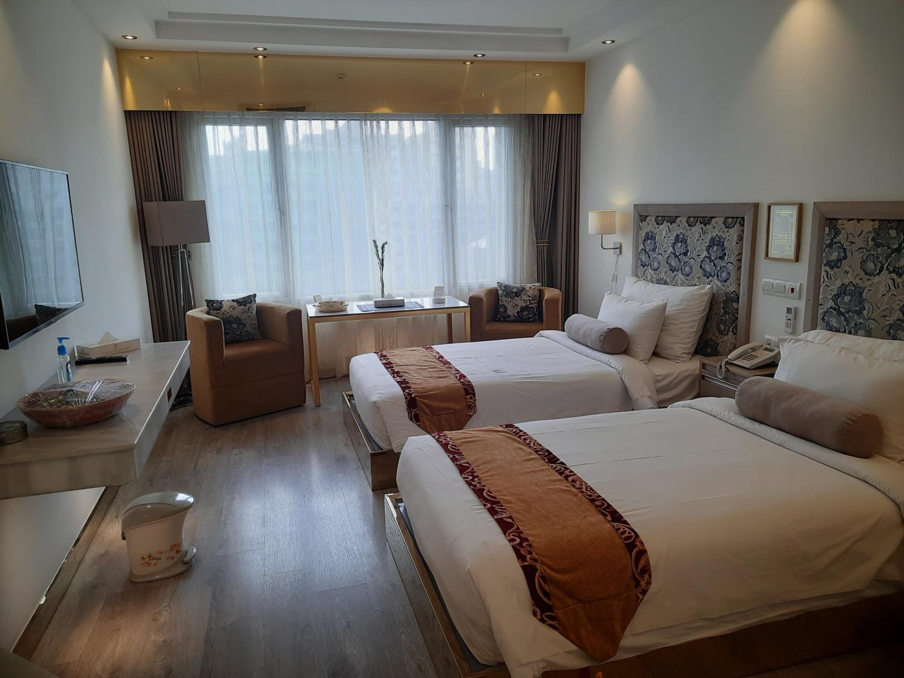 Large Double Room photo 2