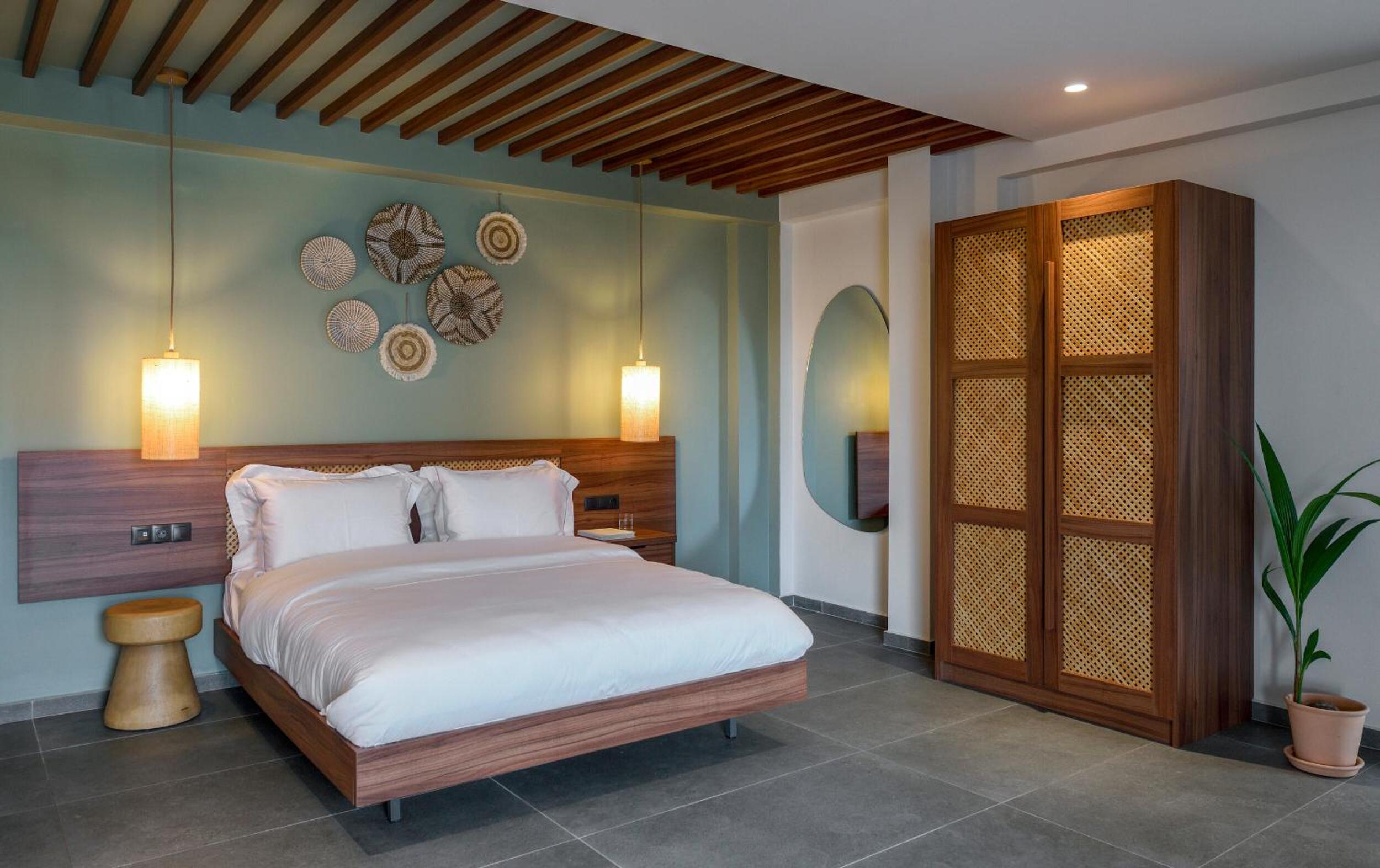 Junior Suite with Pool View