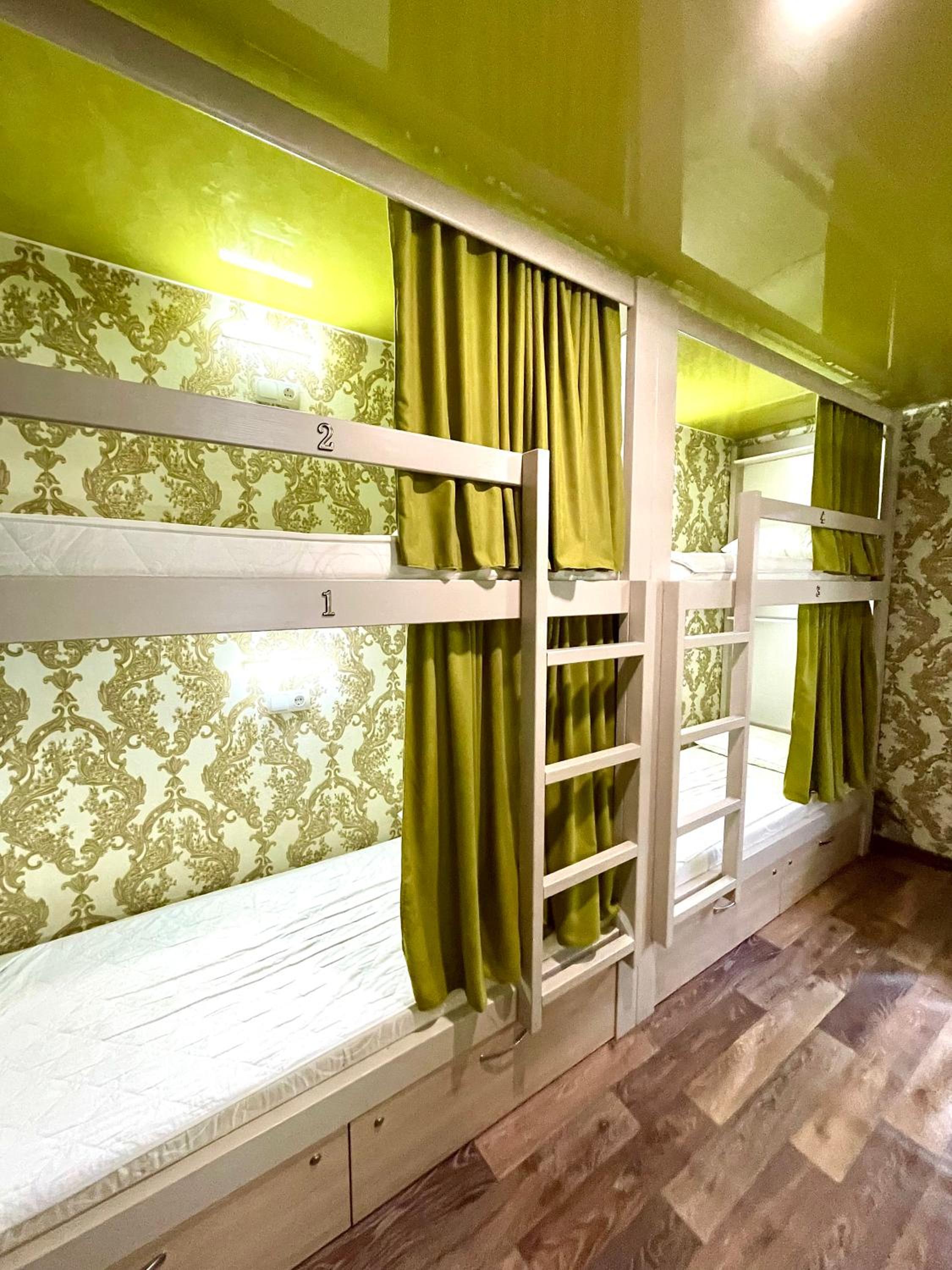 Bunk Bed in Mixed Dormitory Room photo 3