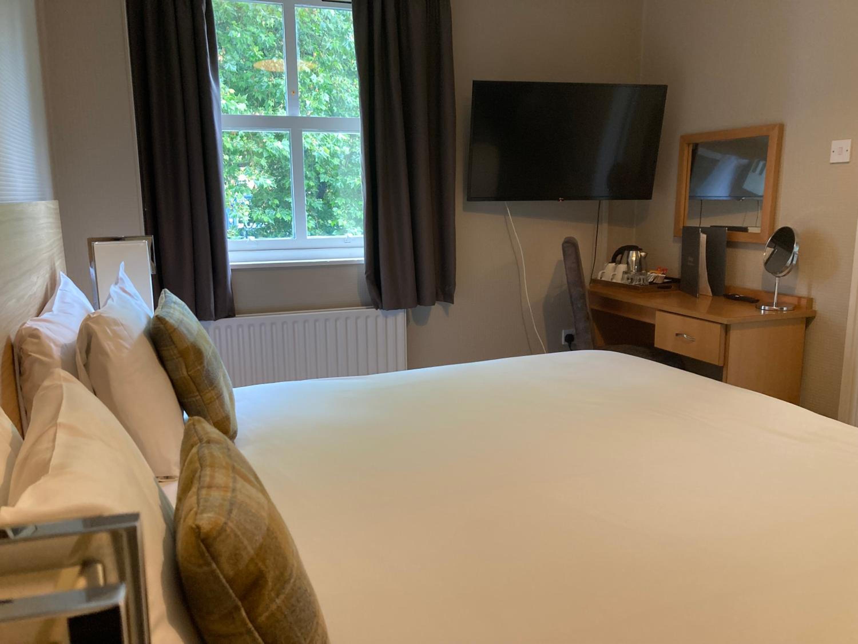 Double Room with Private Bathroom photo 3
