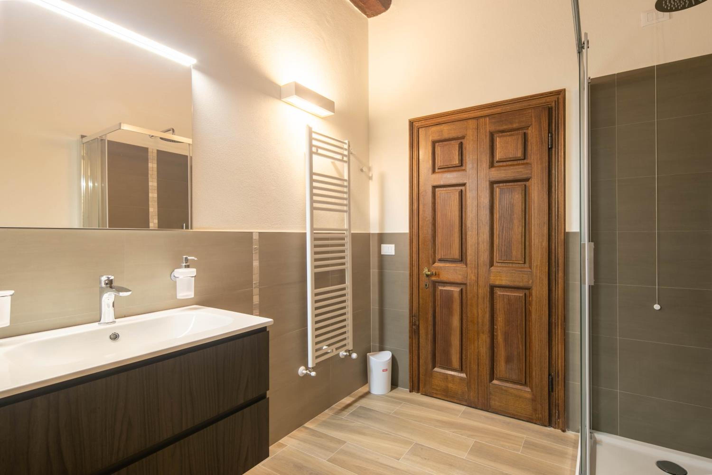 Large Double or Twin Room - Photo 4