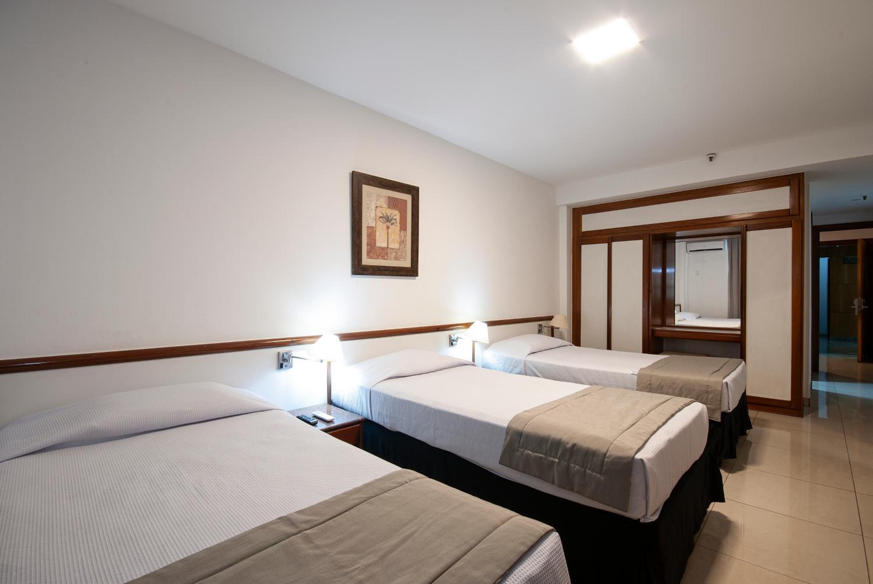 Standard Triple Room - Photo 12