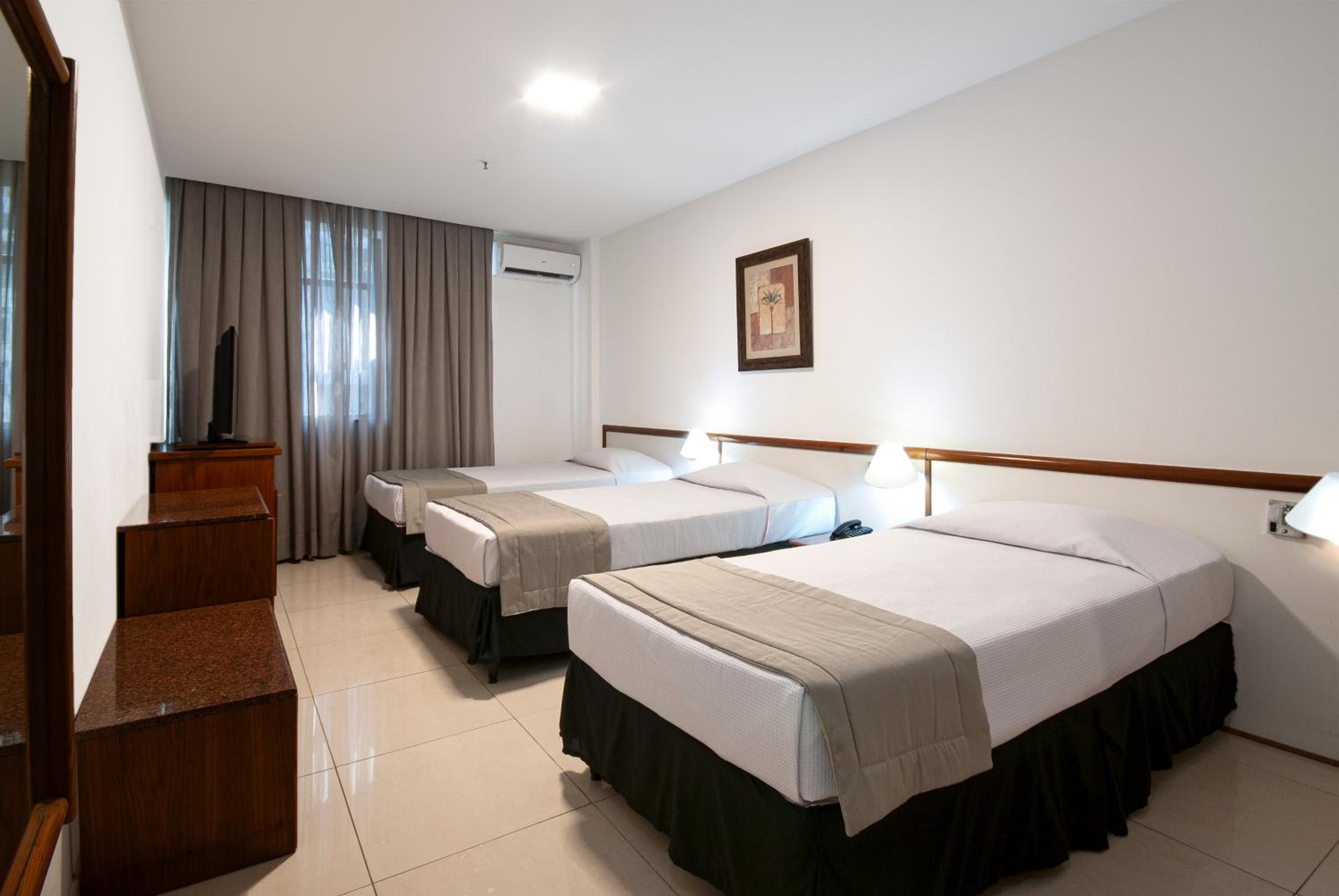 Standard Triple Room - Photo 13