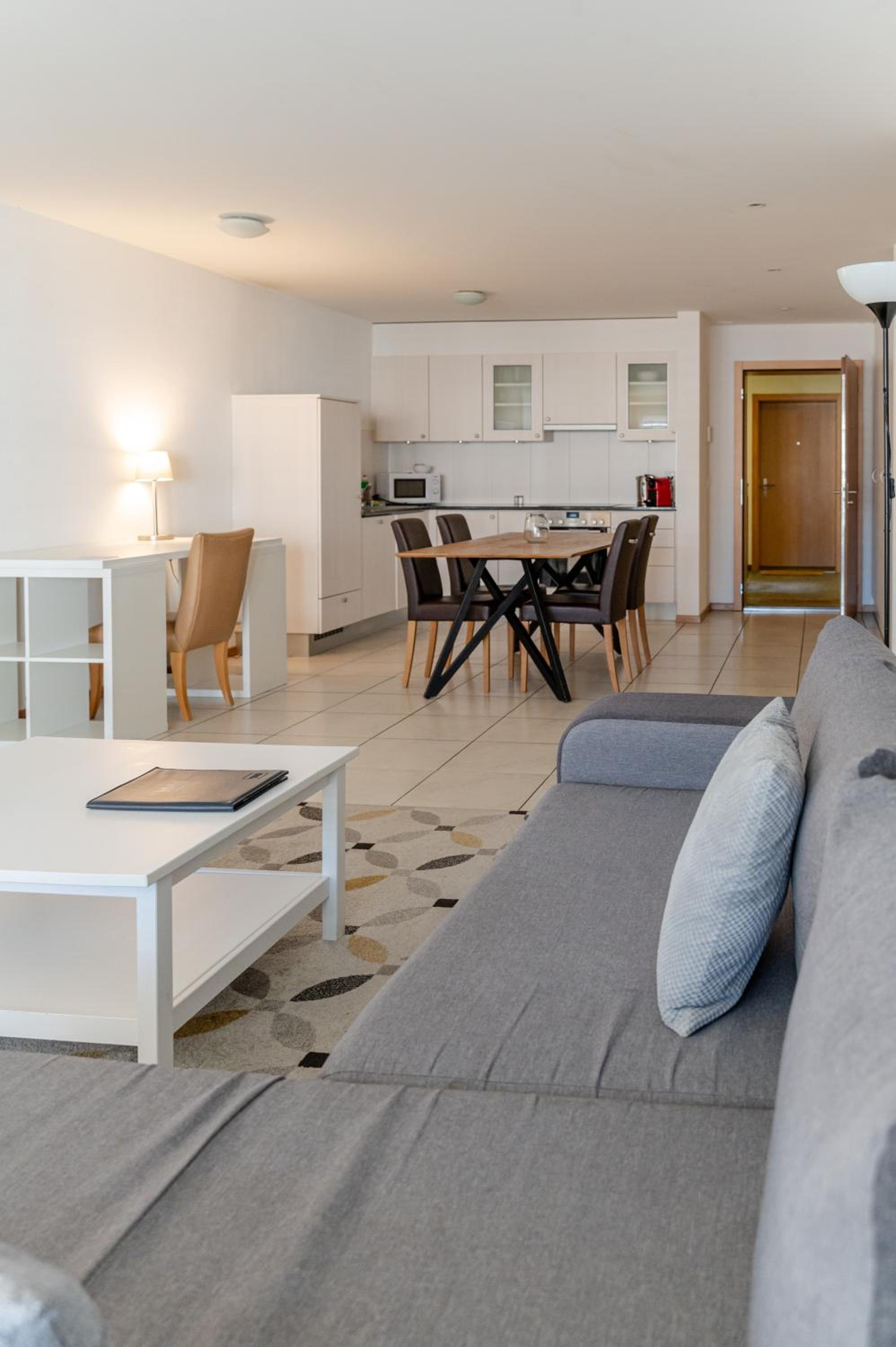 One-Bedroom Apartment with Balcony photo 3