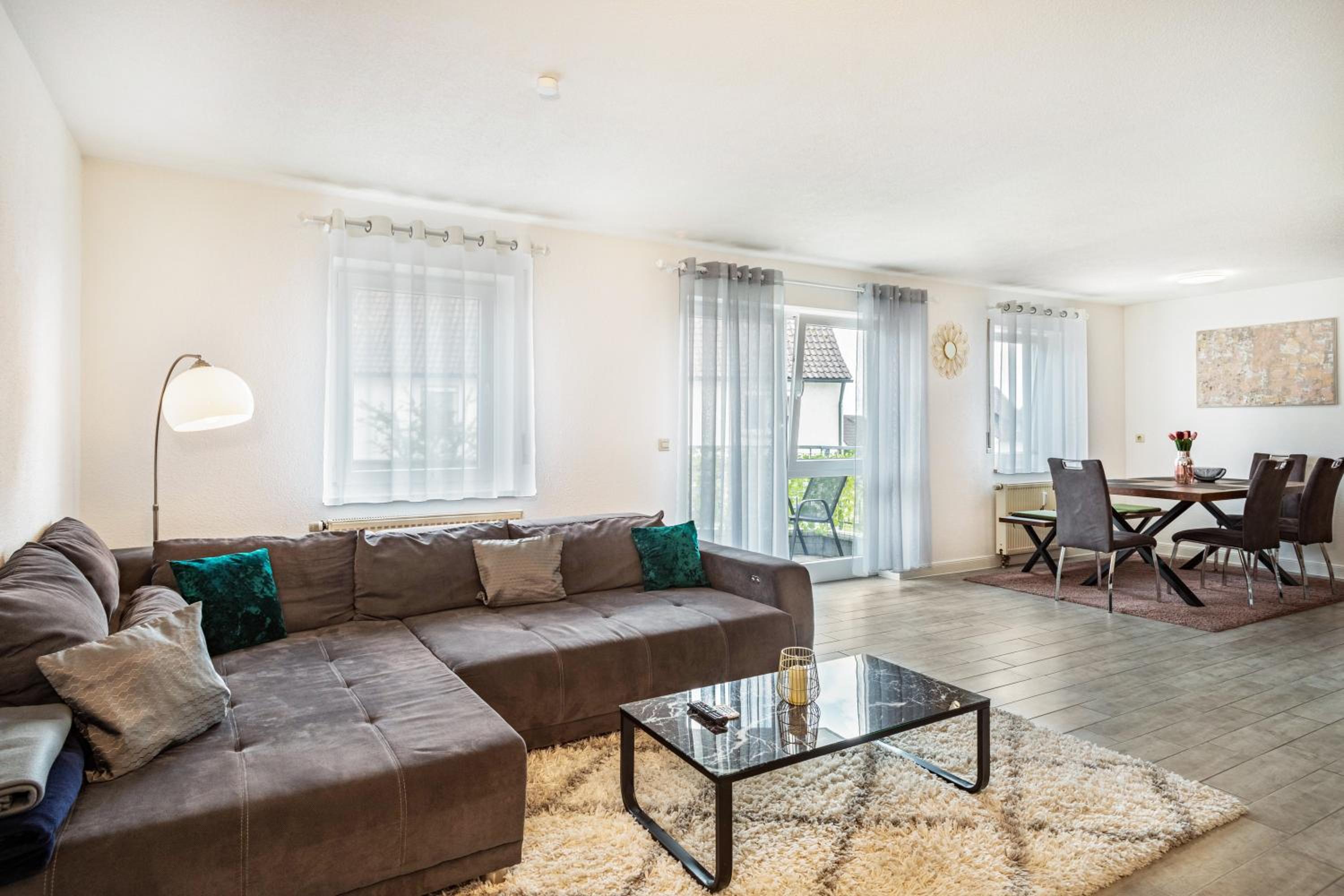 Superior One-Bedroom Apartment with Balcony