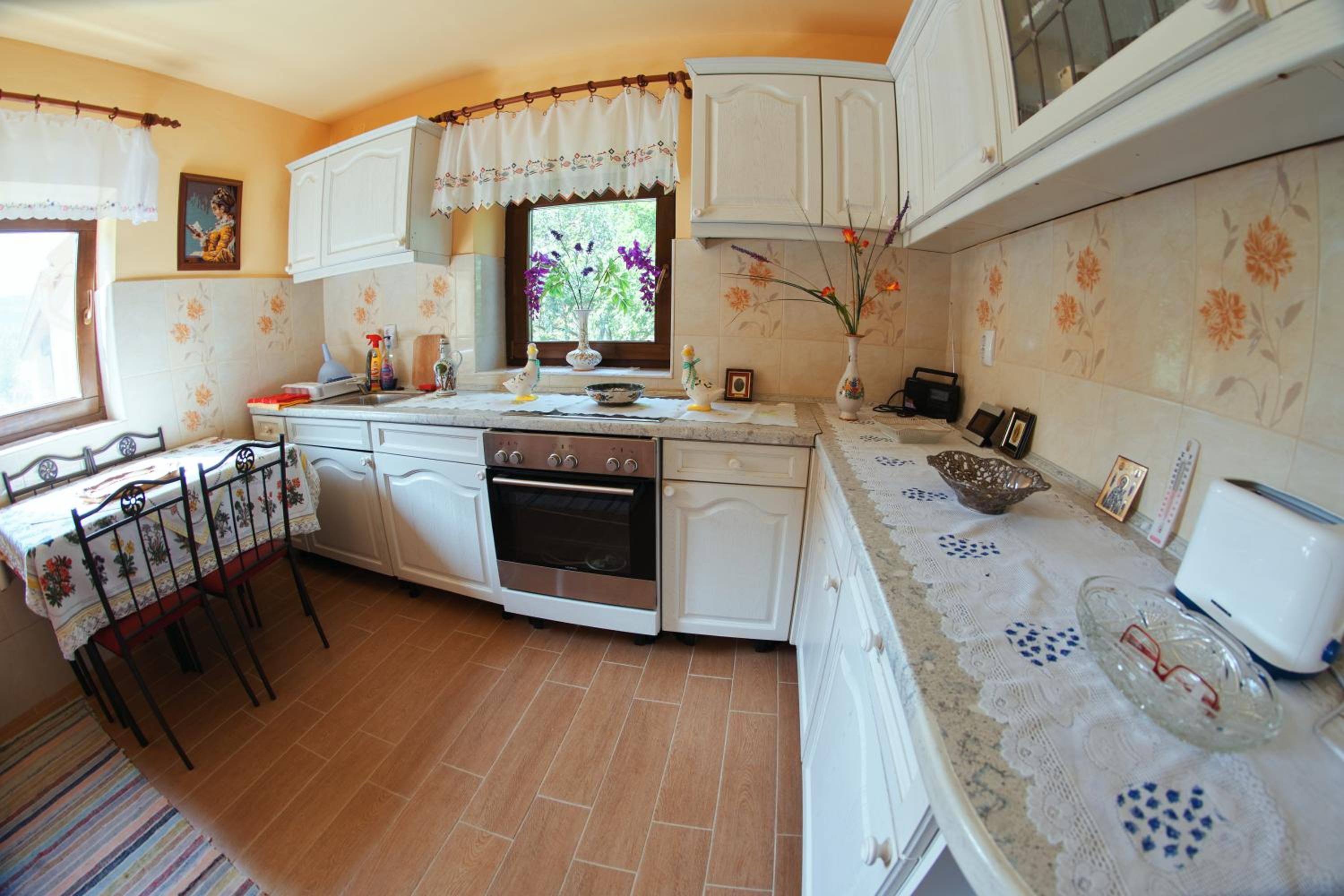 Family Room photo 2