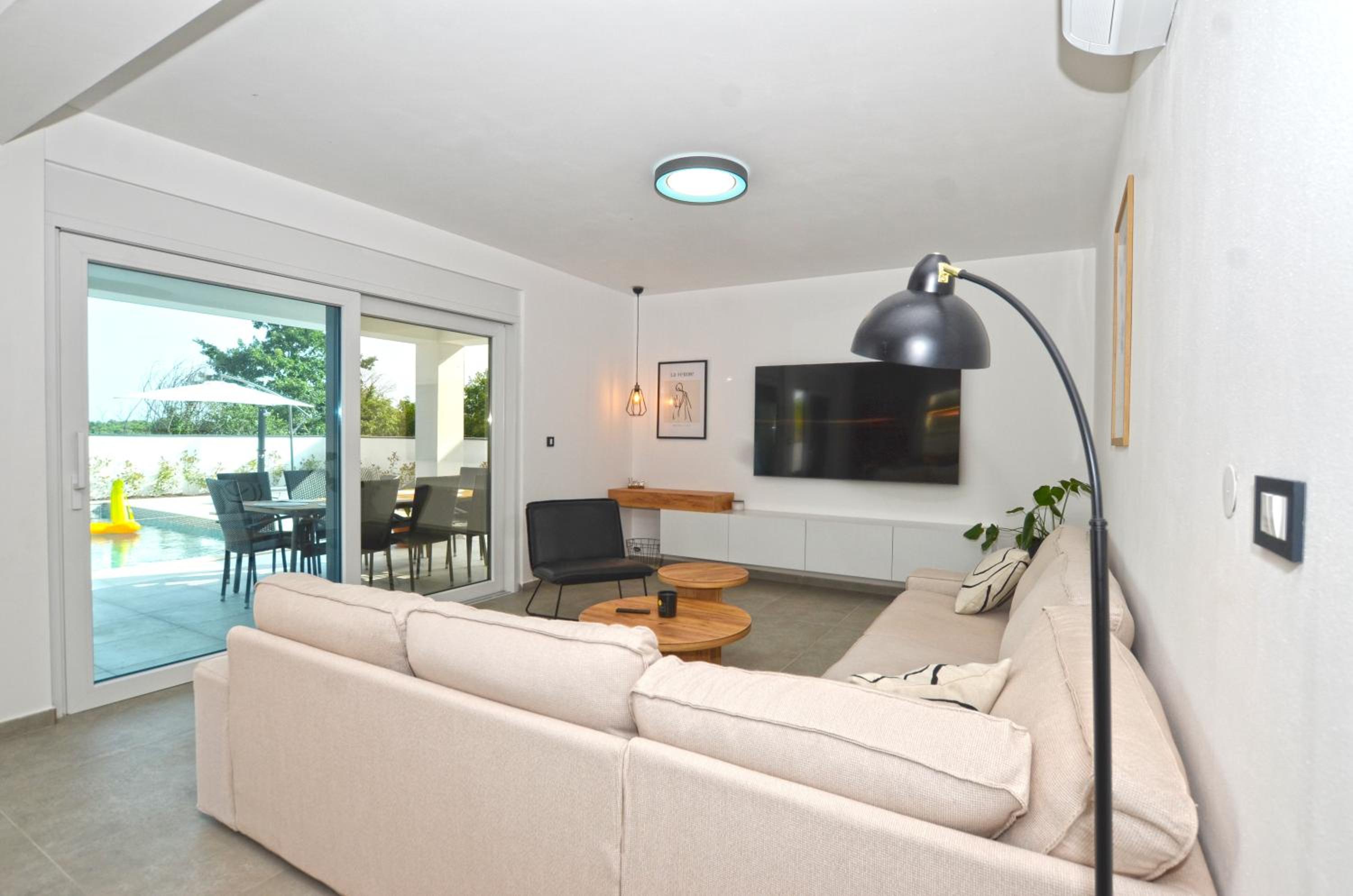 4 bedrooms Villa photo 1