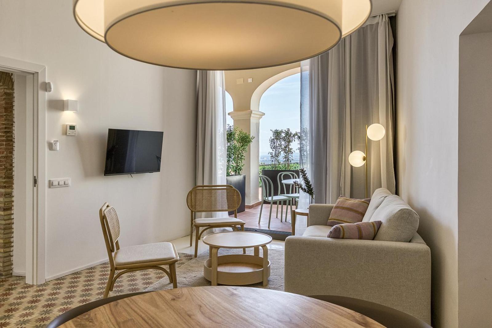 Apartment with Terrace photo 2