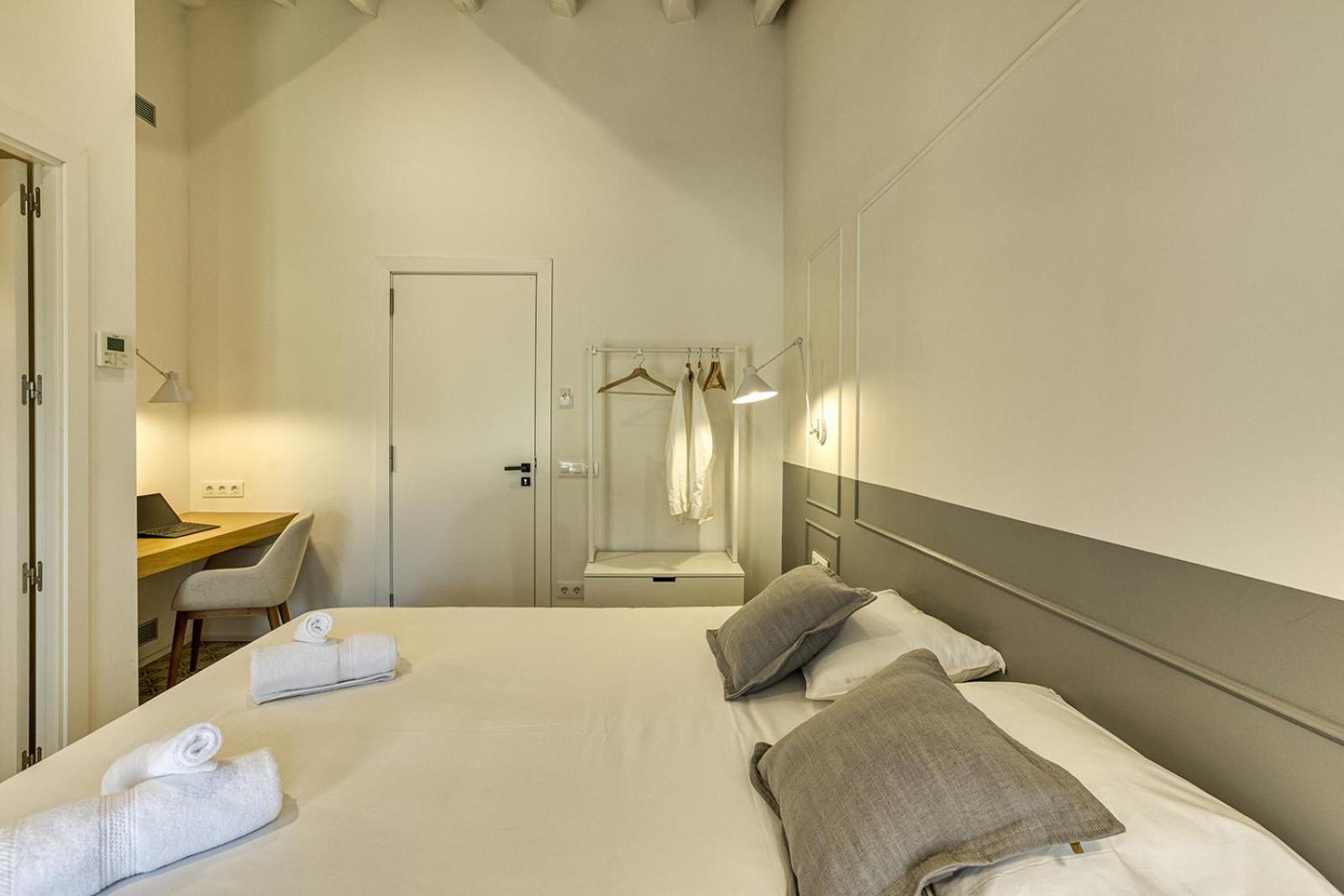 Three-Bedroom Apartment photo 3