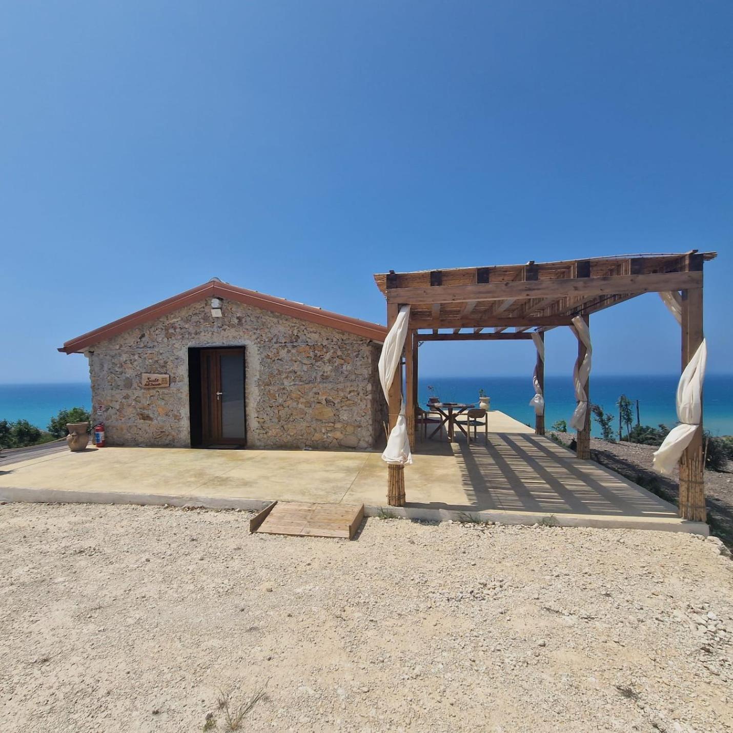 Suite with Sea View - Photo 8