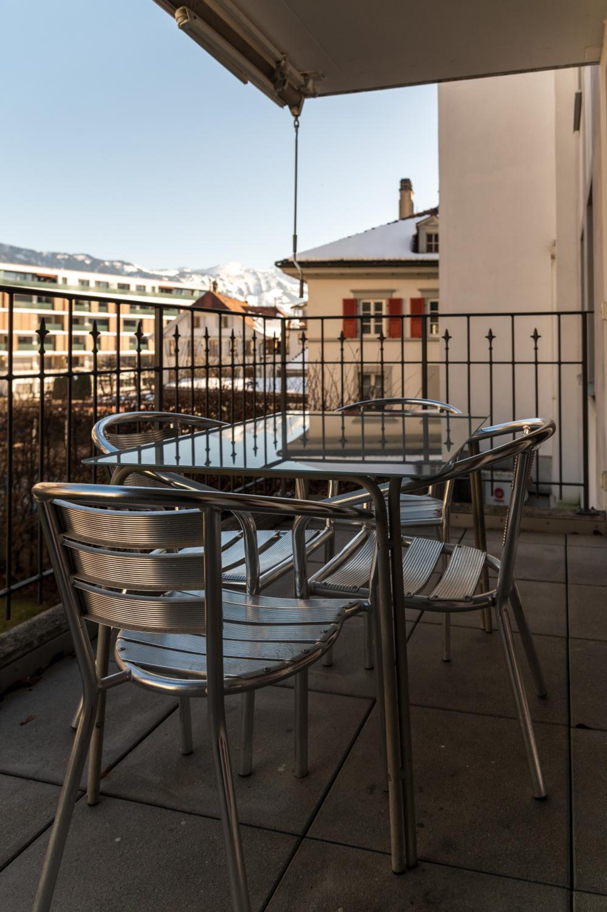 Two-Bedroom Apartment with Balcony photo 2