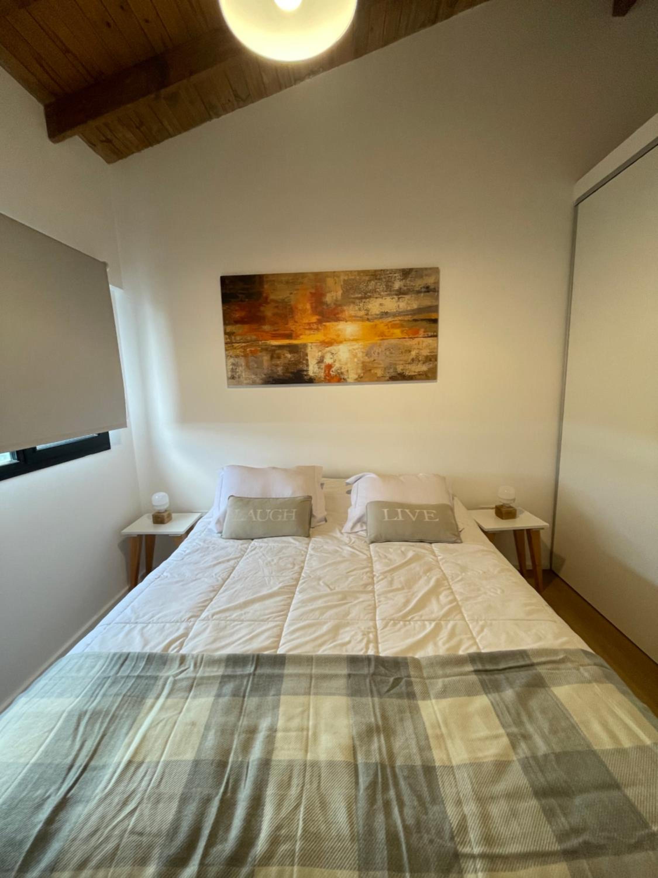 One-Bedroom Apartment photo 3