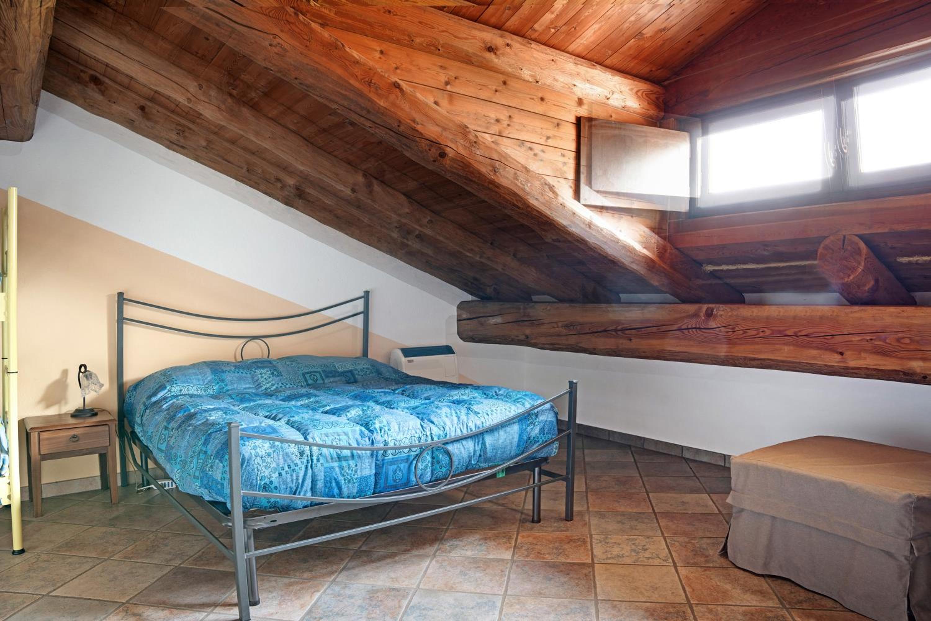 Superior One-Bedroom Apartment with Balcony