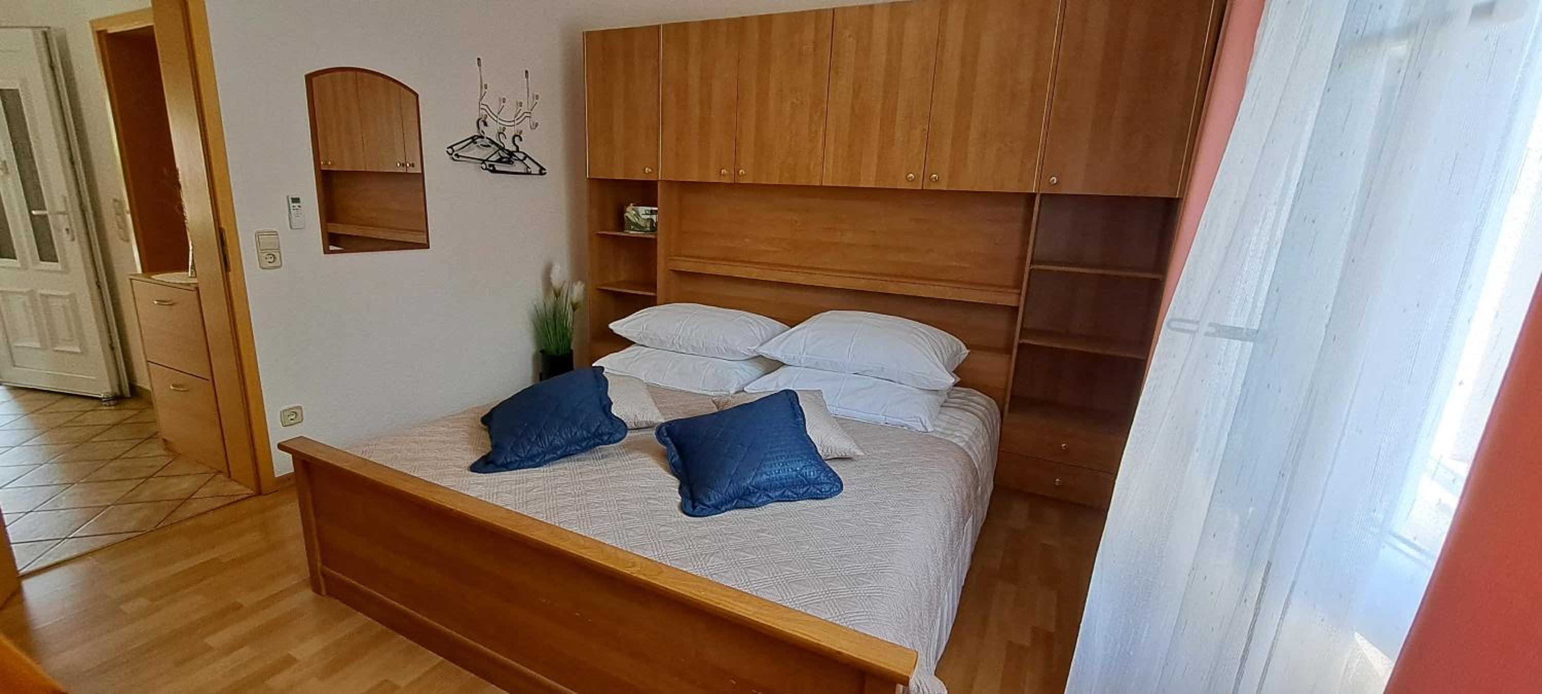 Apartment photo 1