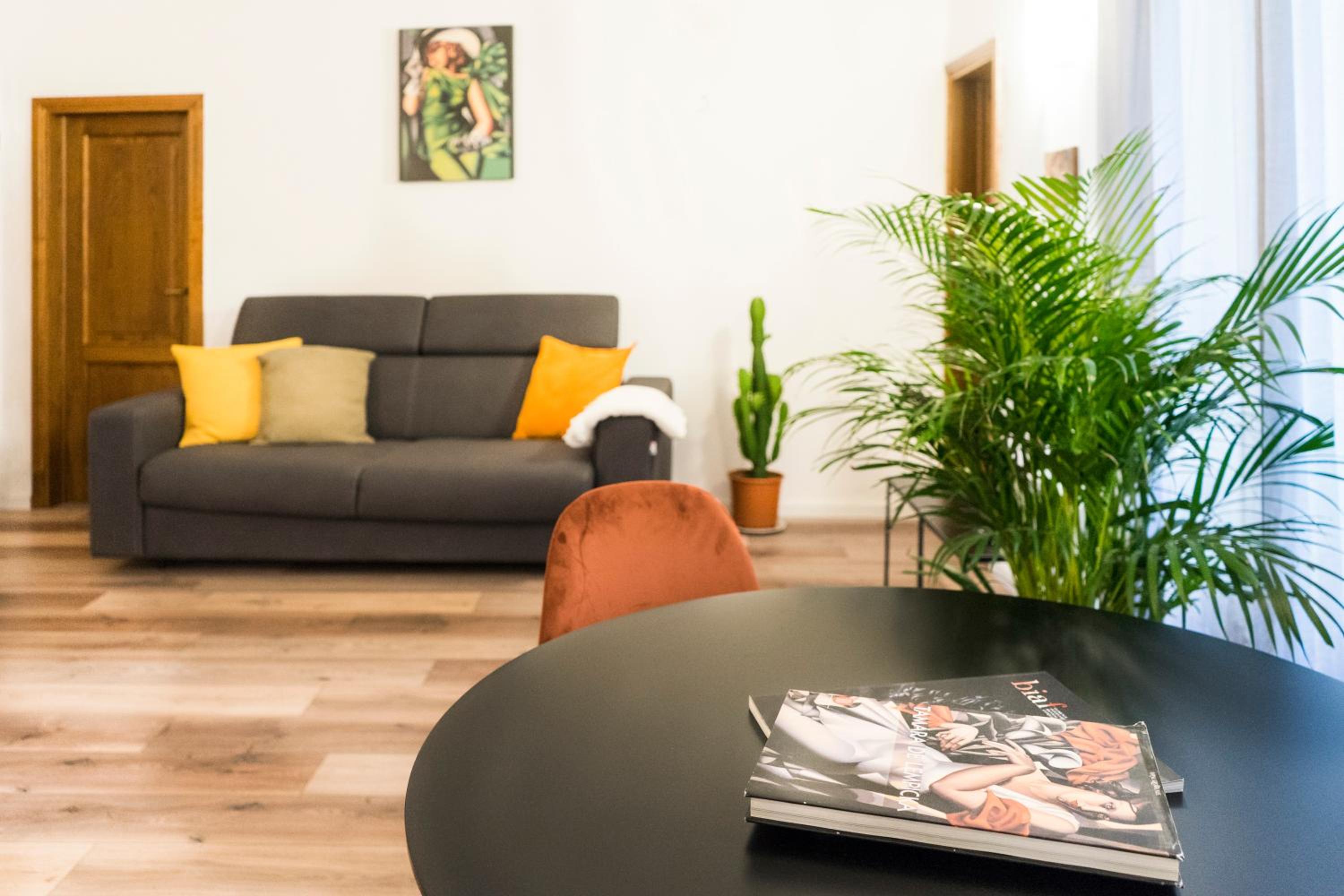 One-Bedroom Apartment