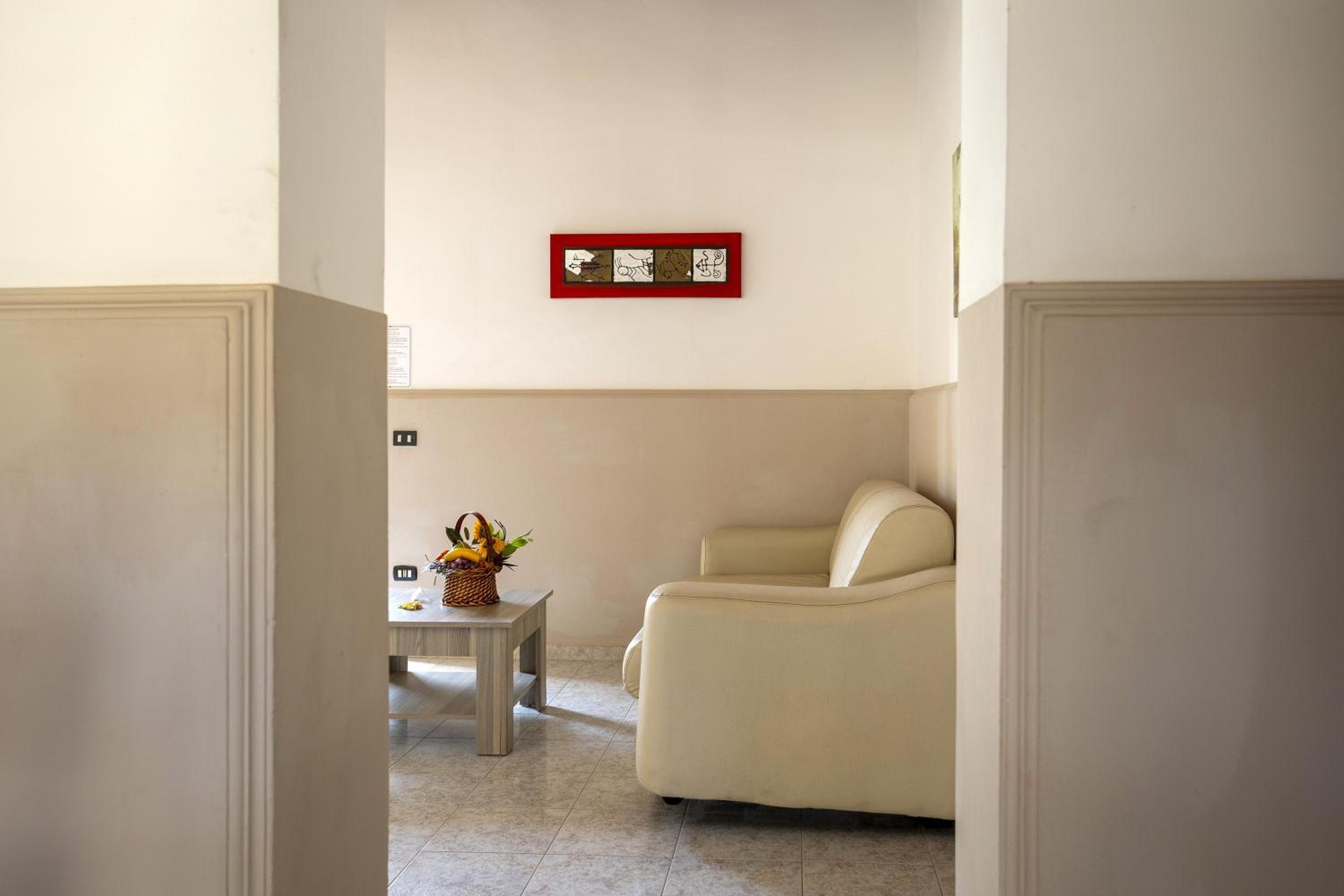 Two-Bedroom Deluxe Apartment with Garden View photo 1