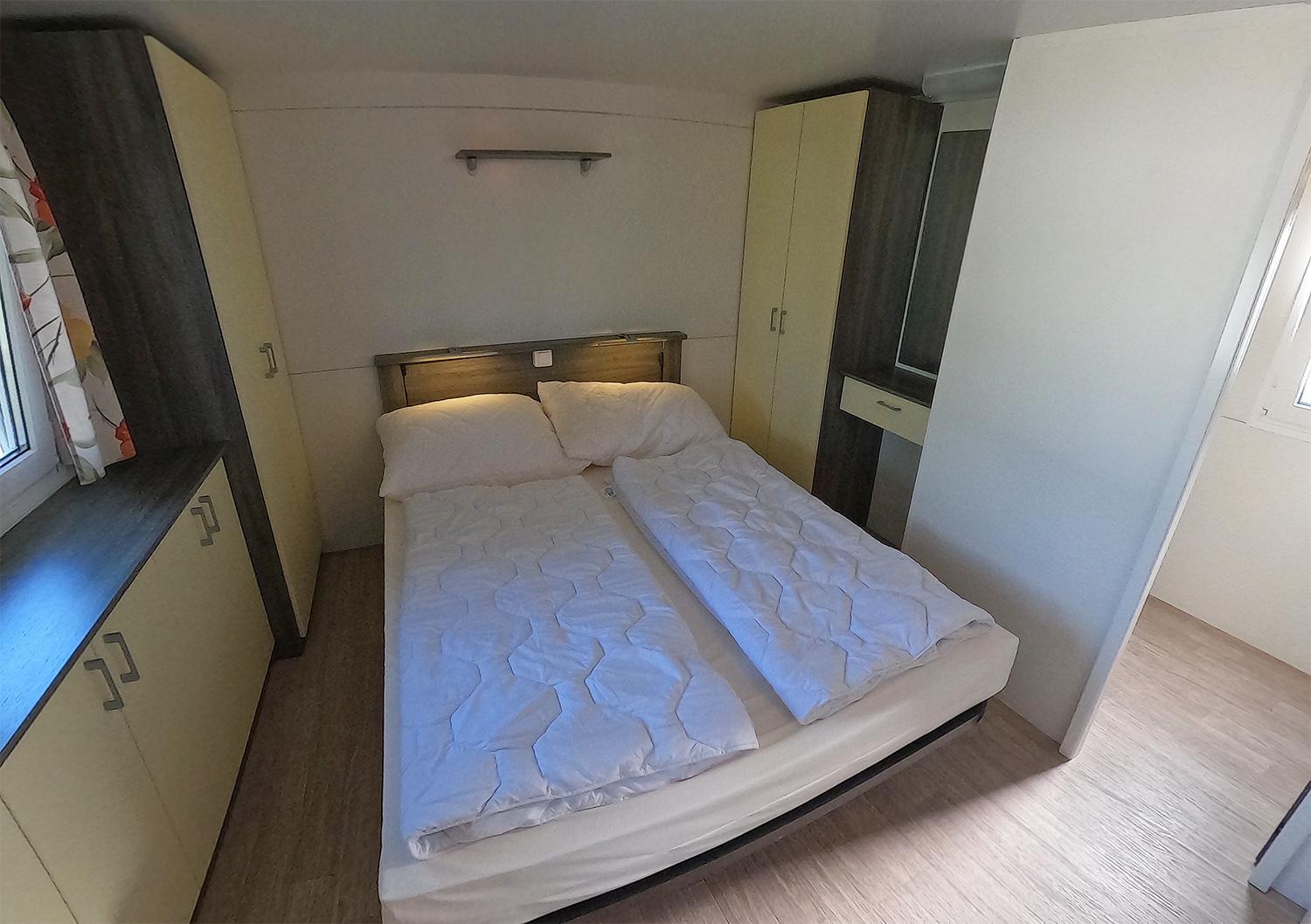 Mobile Home With Shower photo 1