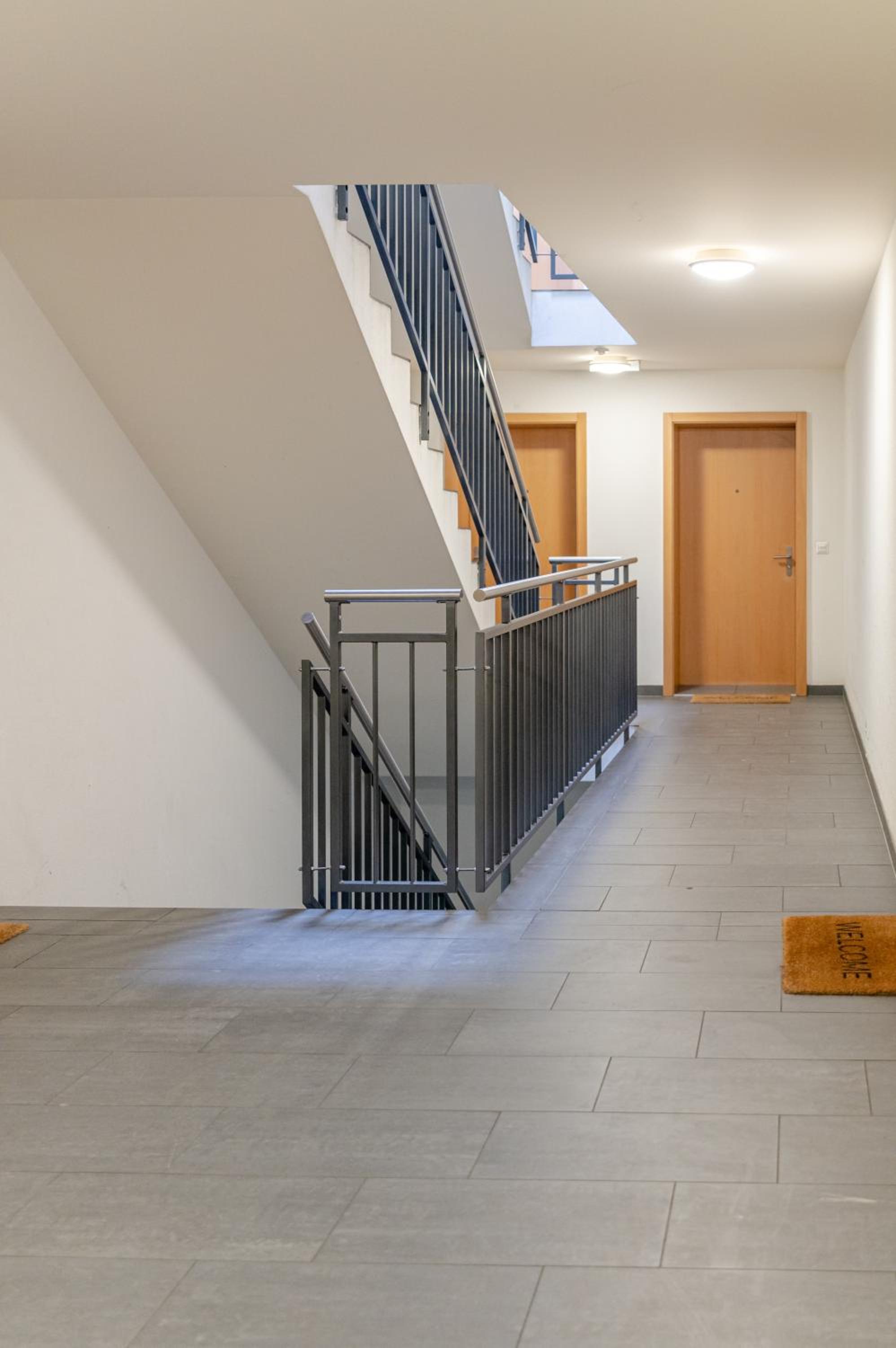 One-Bedroom Apartment with Balcony photo 3