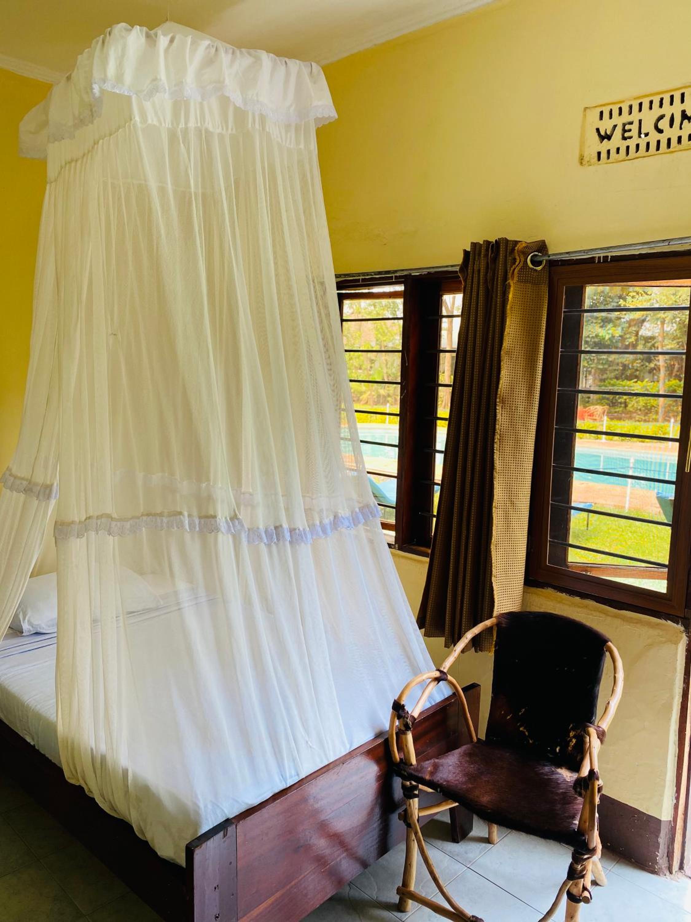 Single Room with Private Bathroom