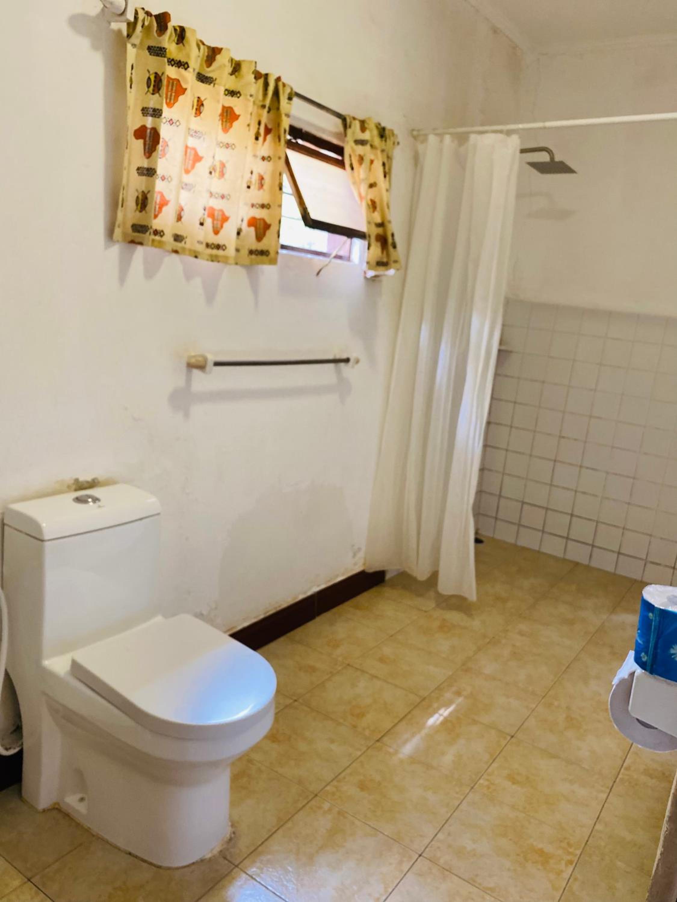 Triple Room with Private Bathroom