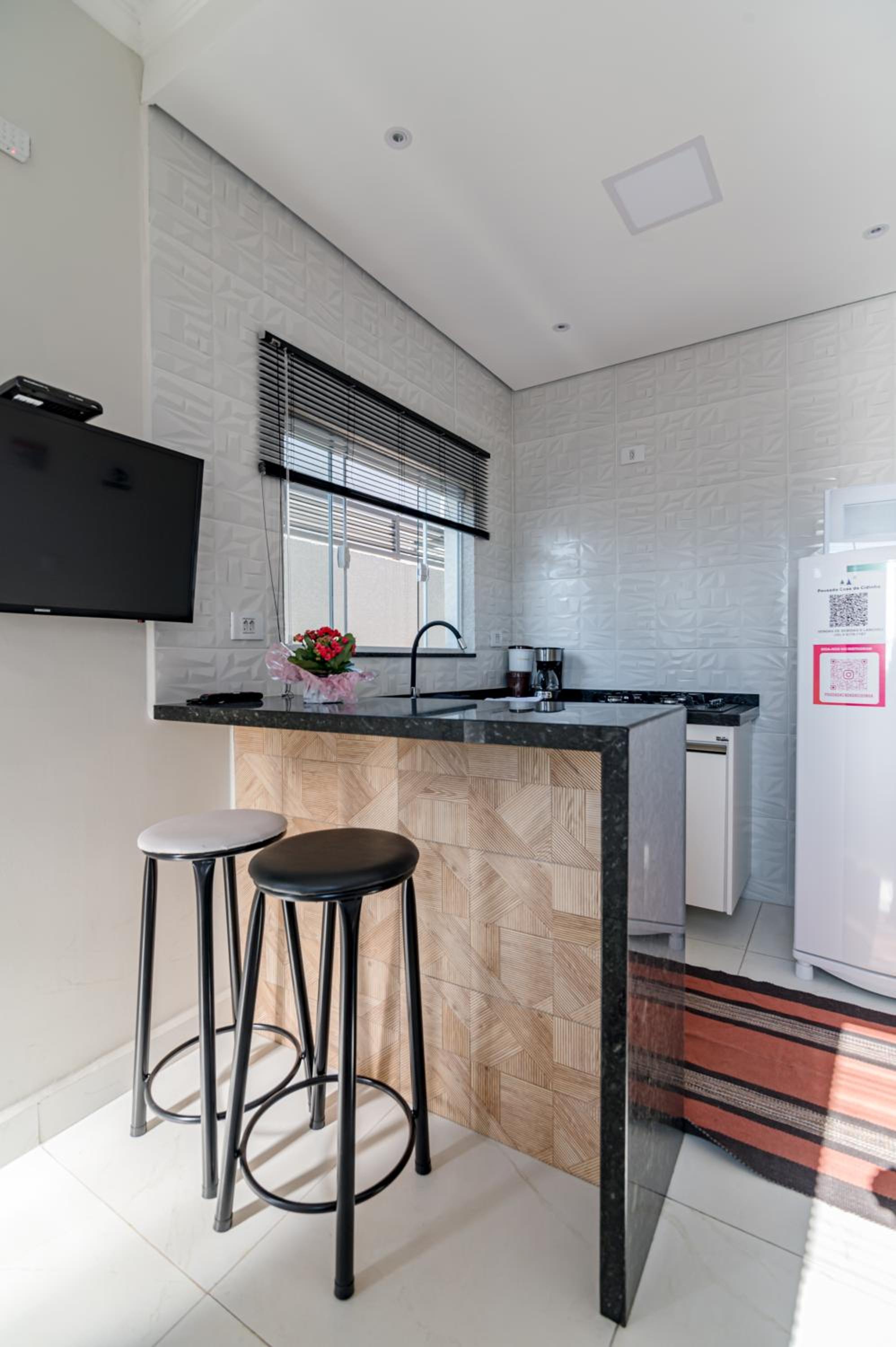 One-Bedroom Apartment - Photo 44