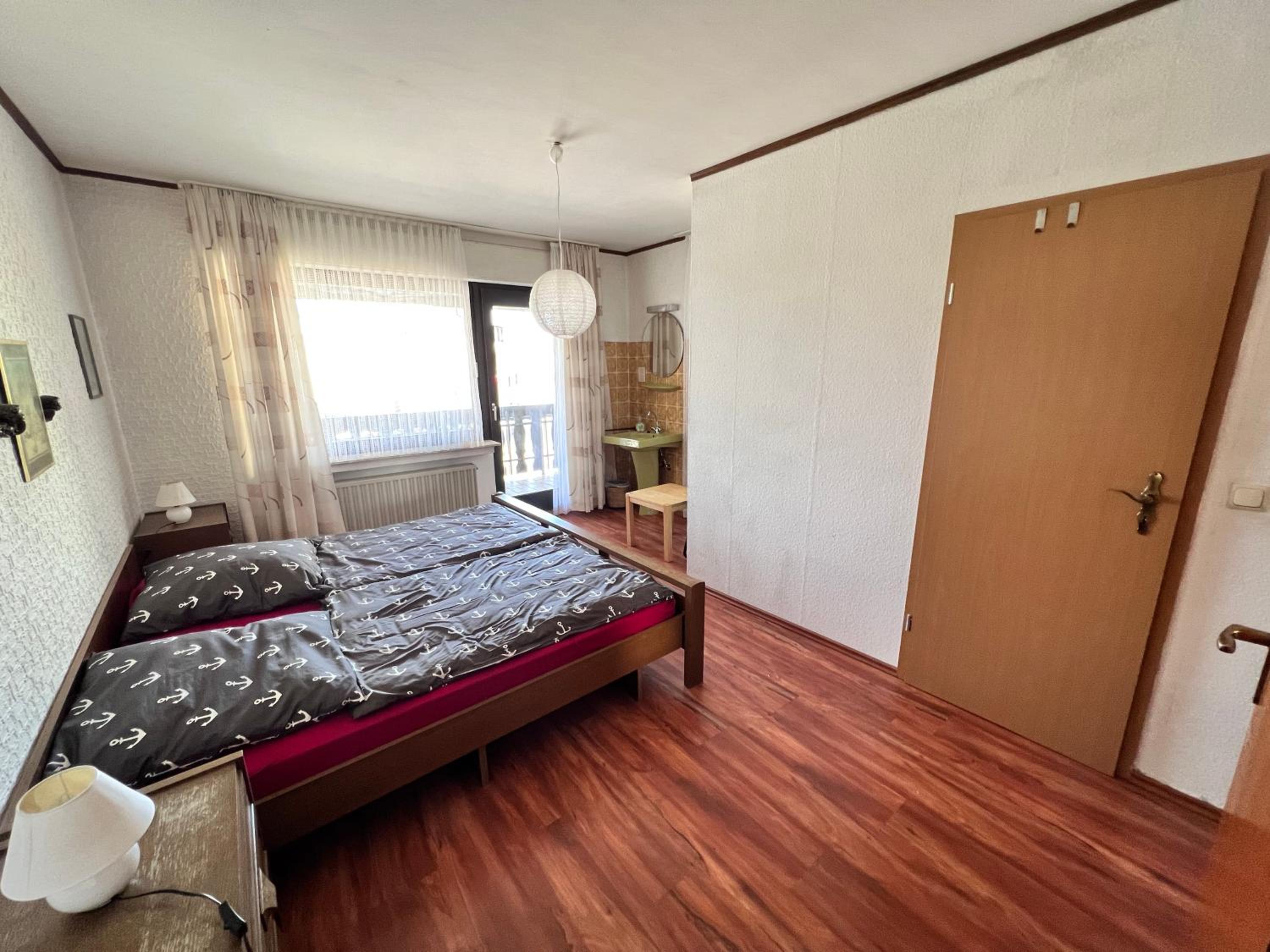 Economy Double Room photo 2