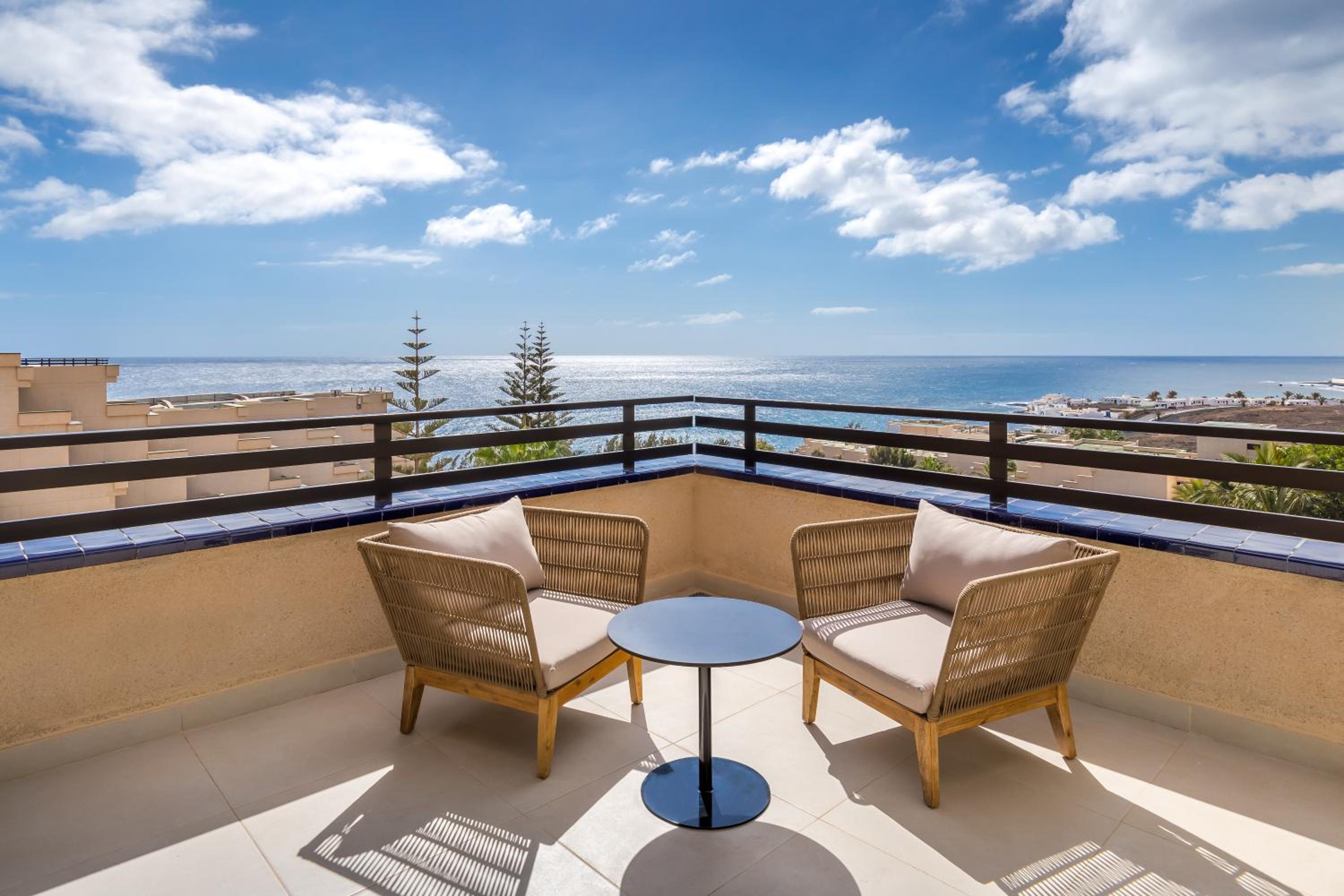 Junior Suite with Ocean View photo 3