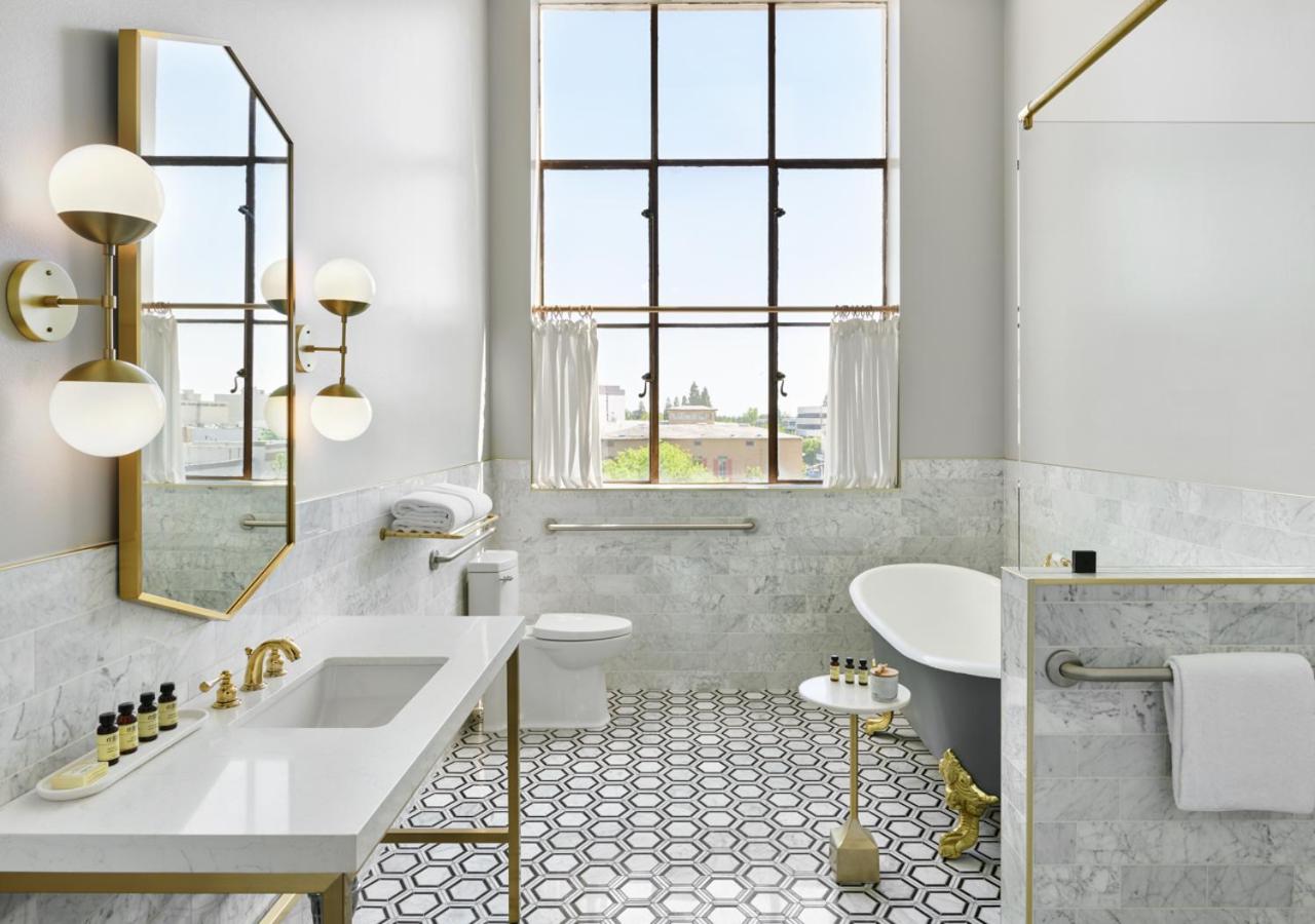 Deluxe Suite - Photo 4