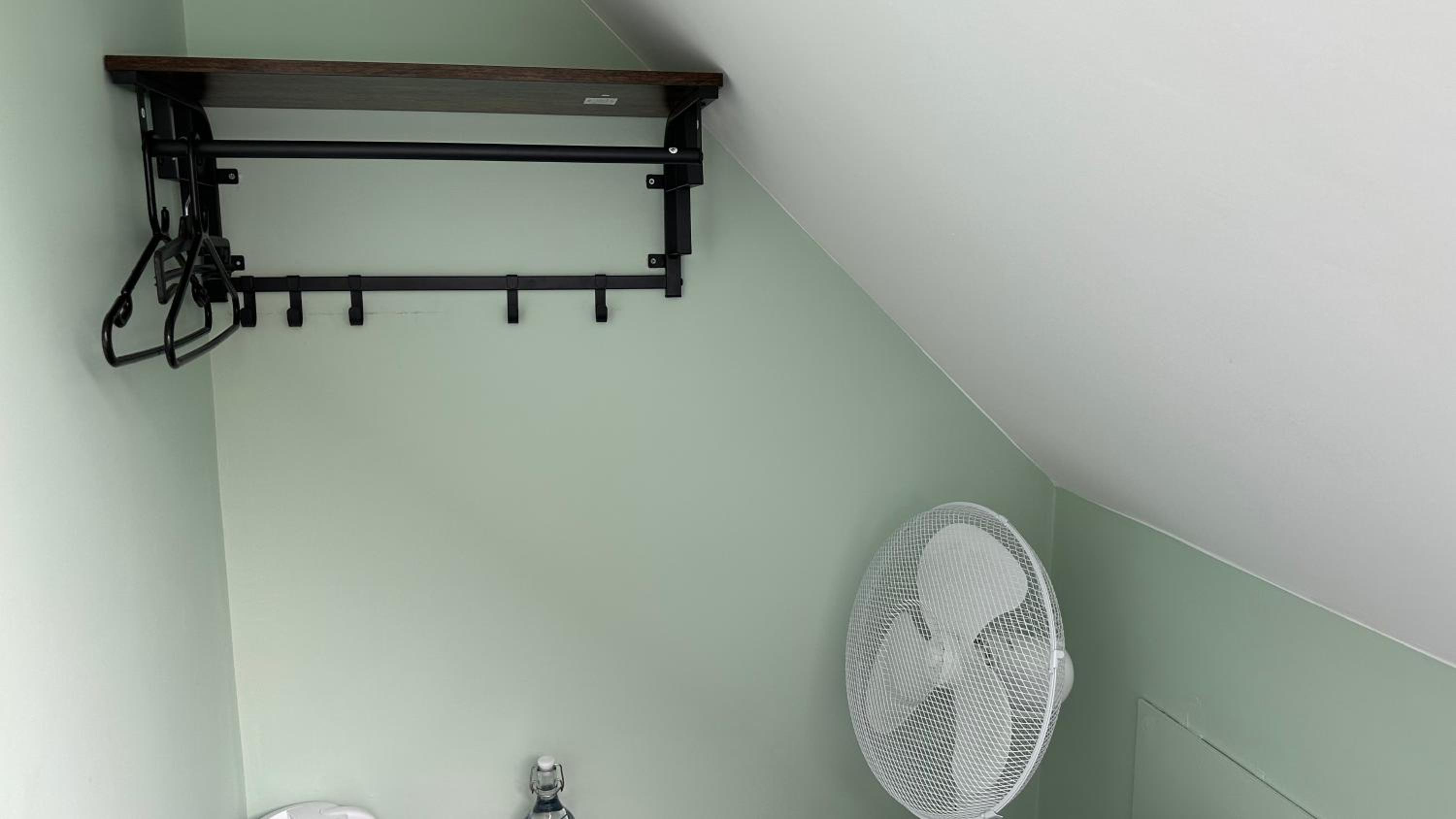 Double Ensuite Room 6 - Photo 13