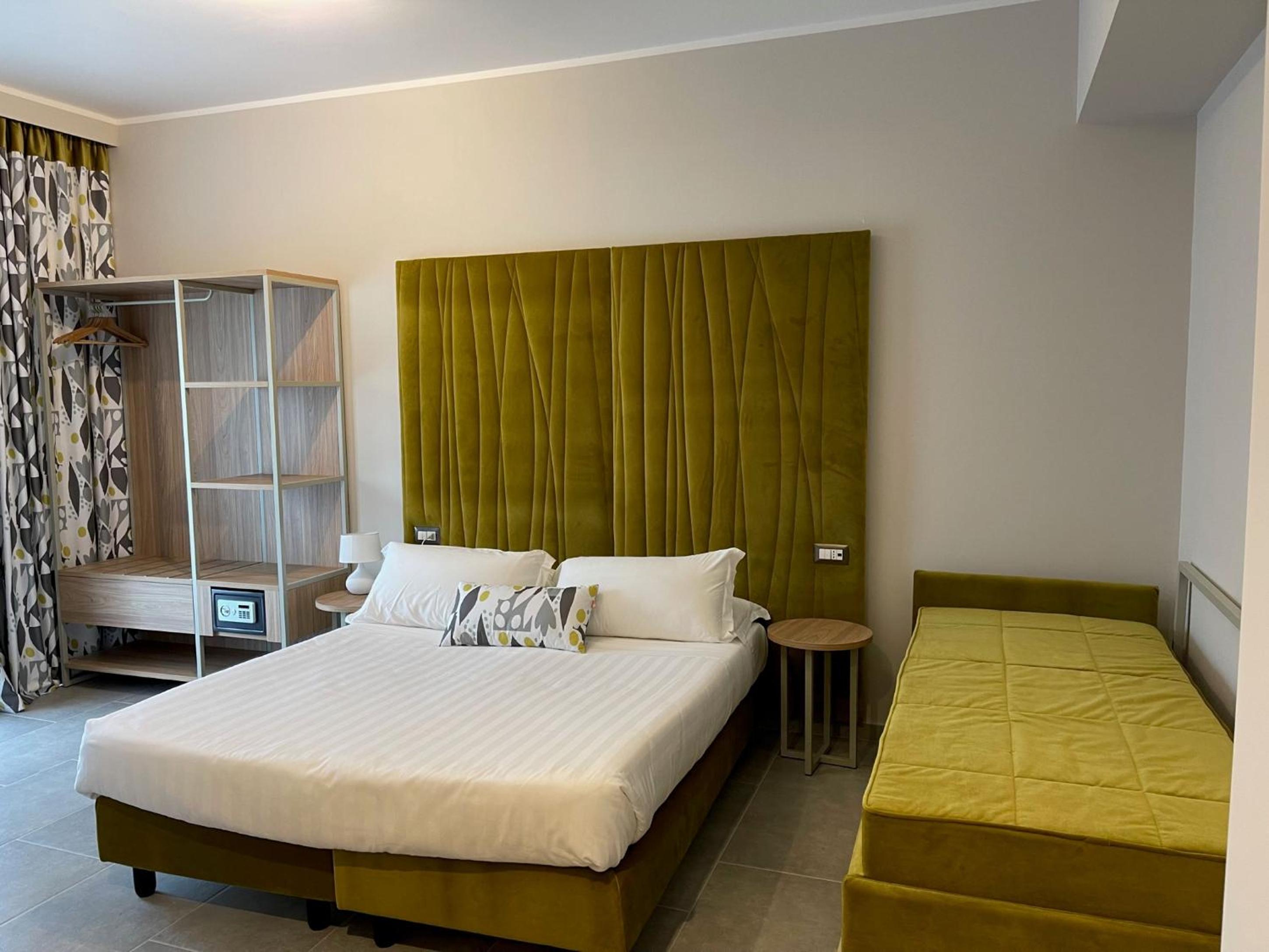Comfort Twin Room - Photo 9