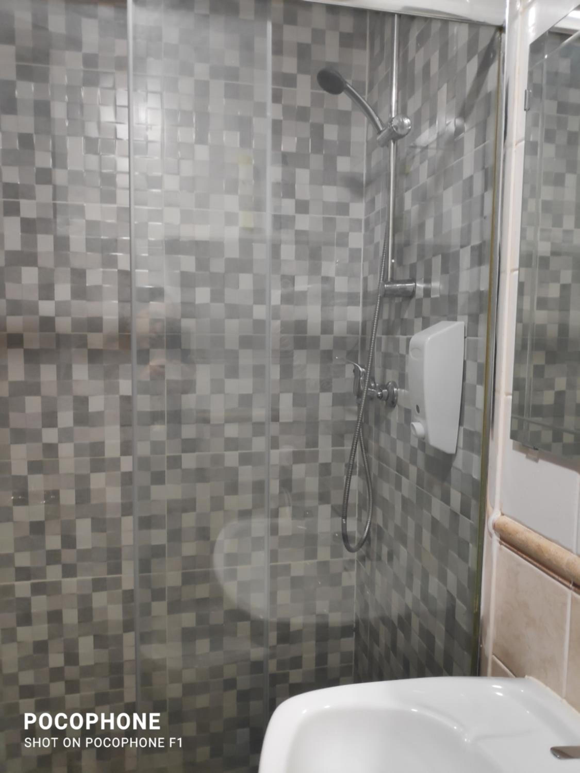 Standard Double Room - Photo 4