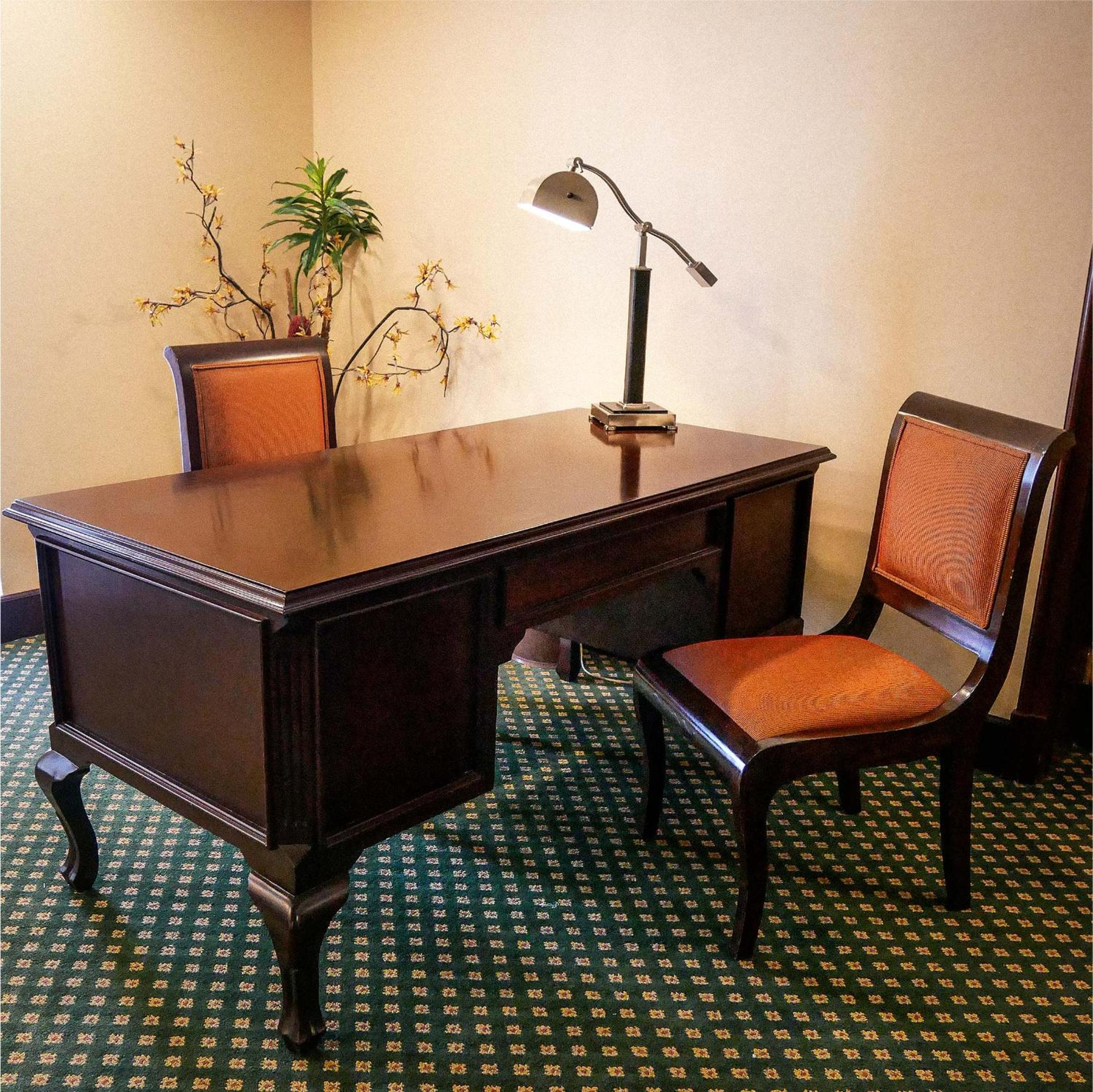 Executive lounge access, 1 Bedroom Presidential Suite photo 2