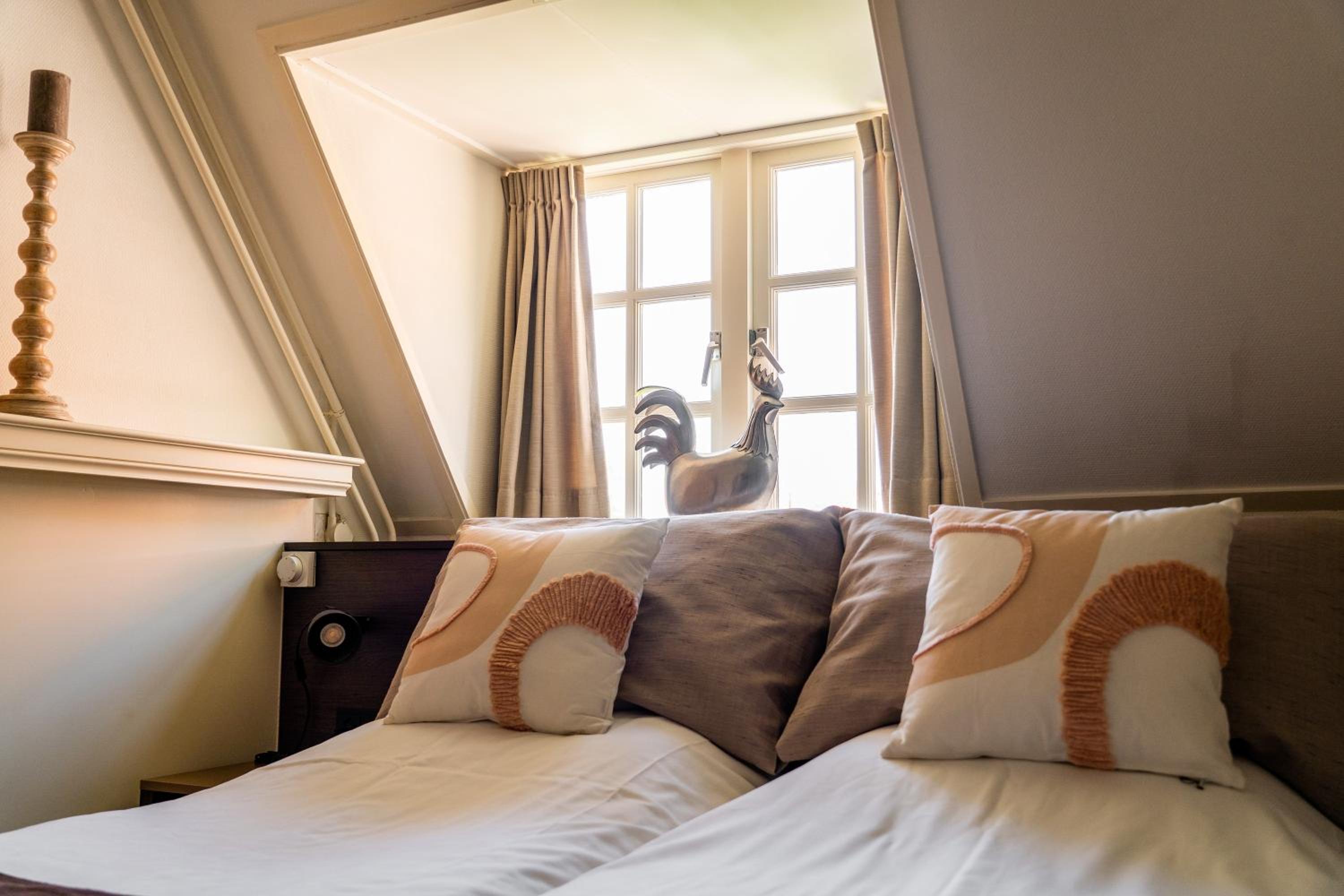 Budget Double Room photo 3