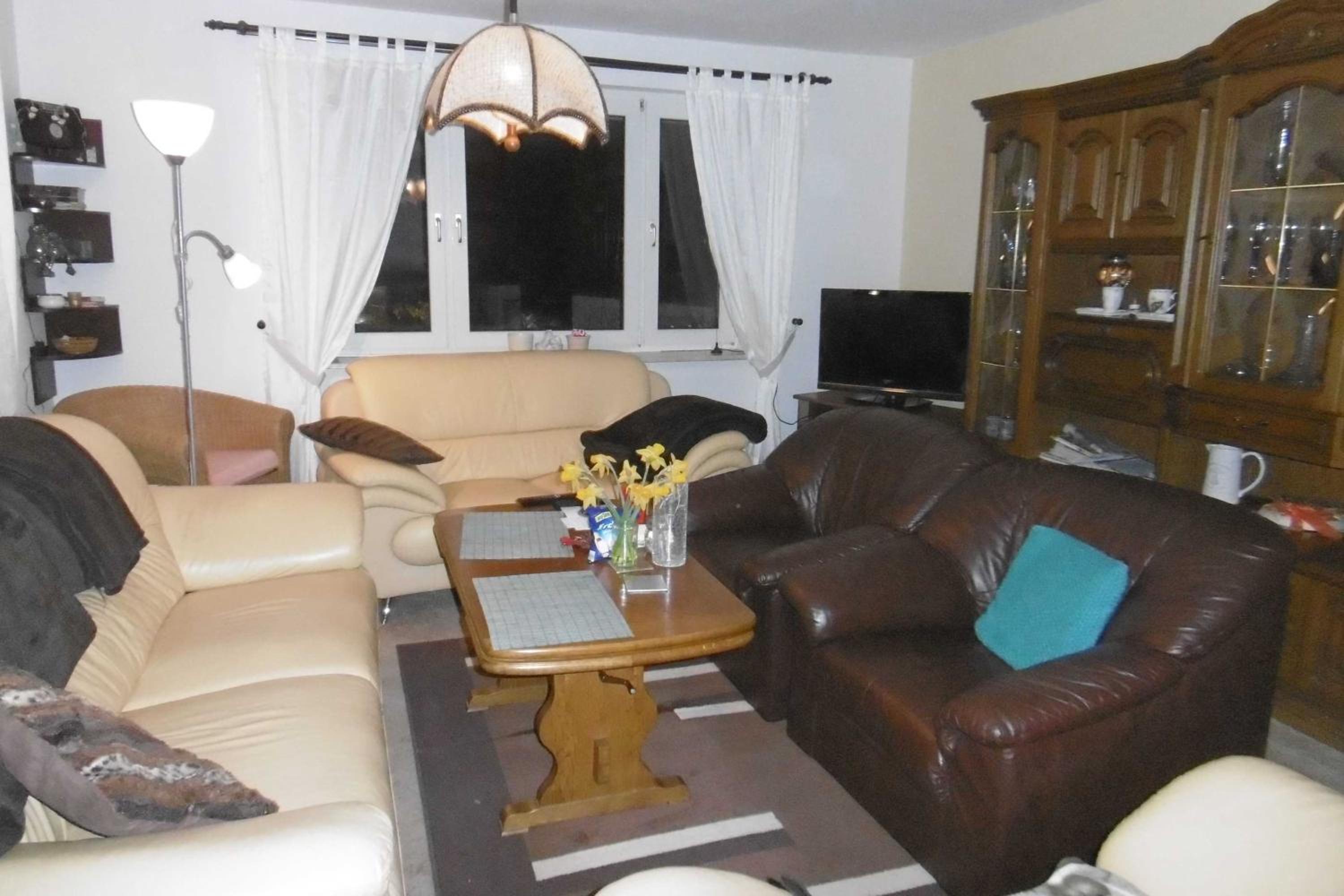Three-Bedroom House photo 2