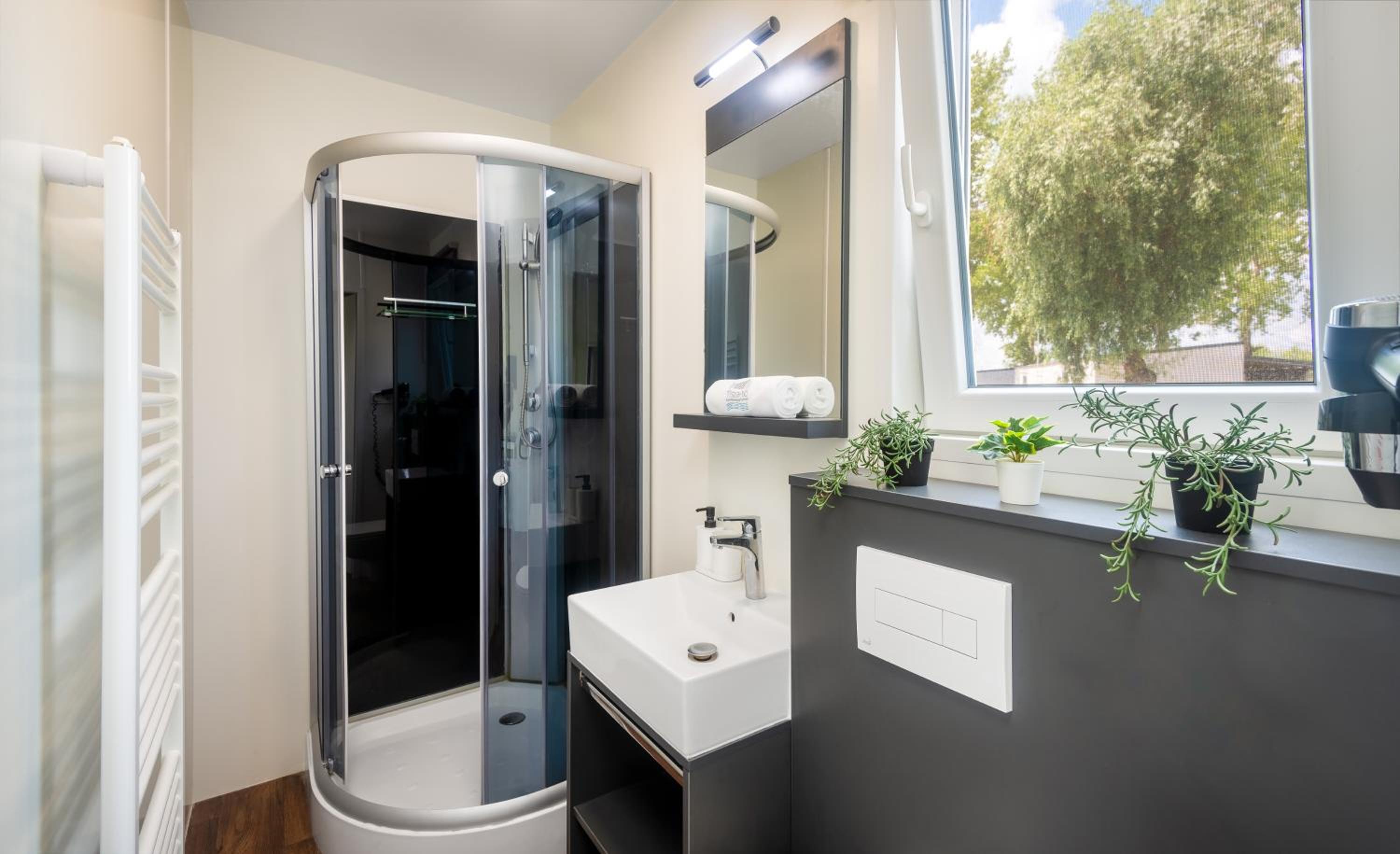 Suite with Spa Bath photo 2