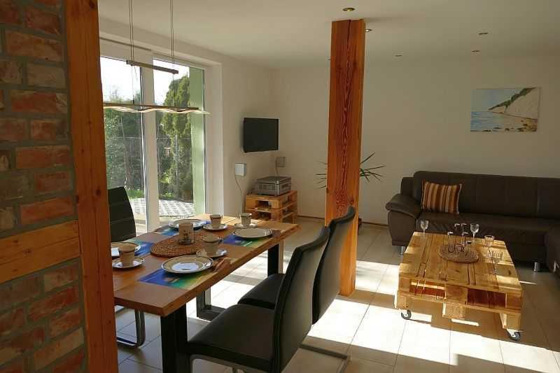 Two-Bedroom House photo 3