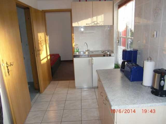 One-Bedroom House photo 3