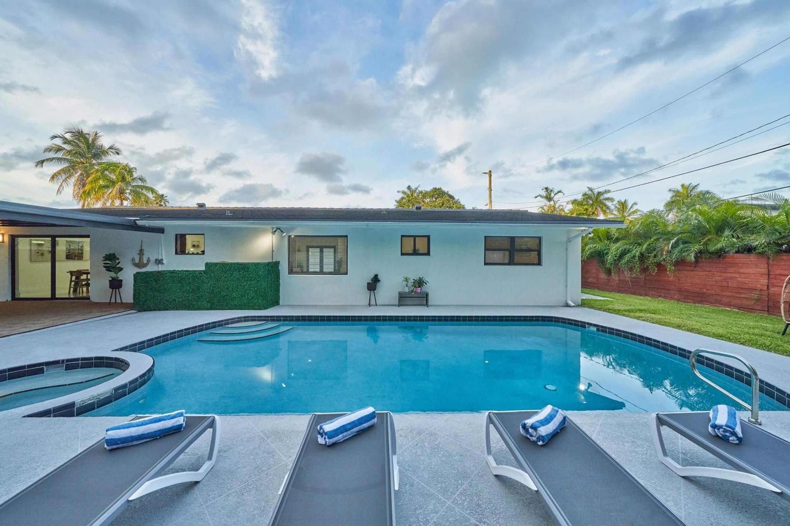 Villa photo 3