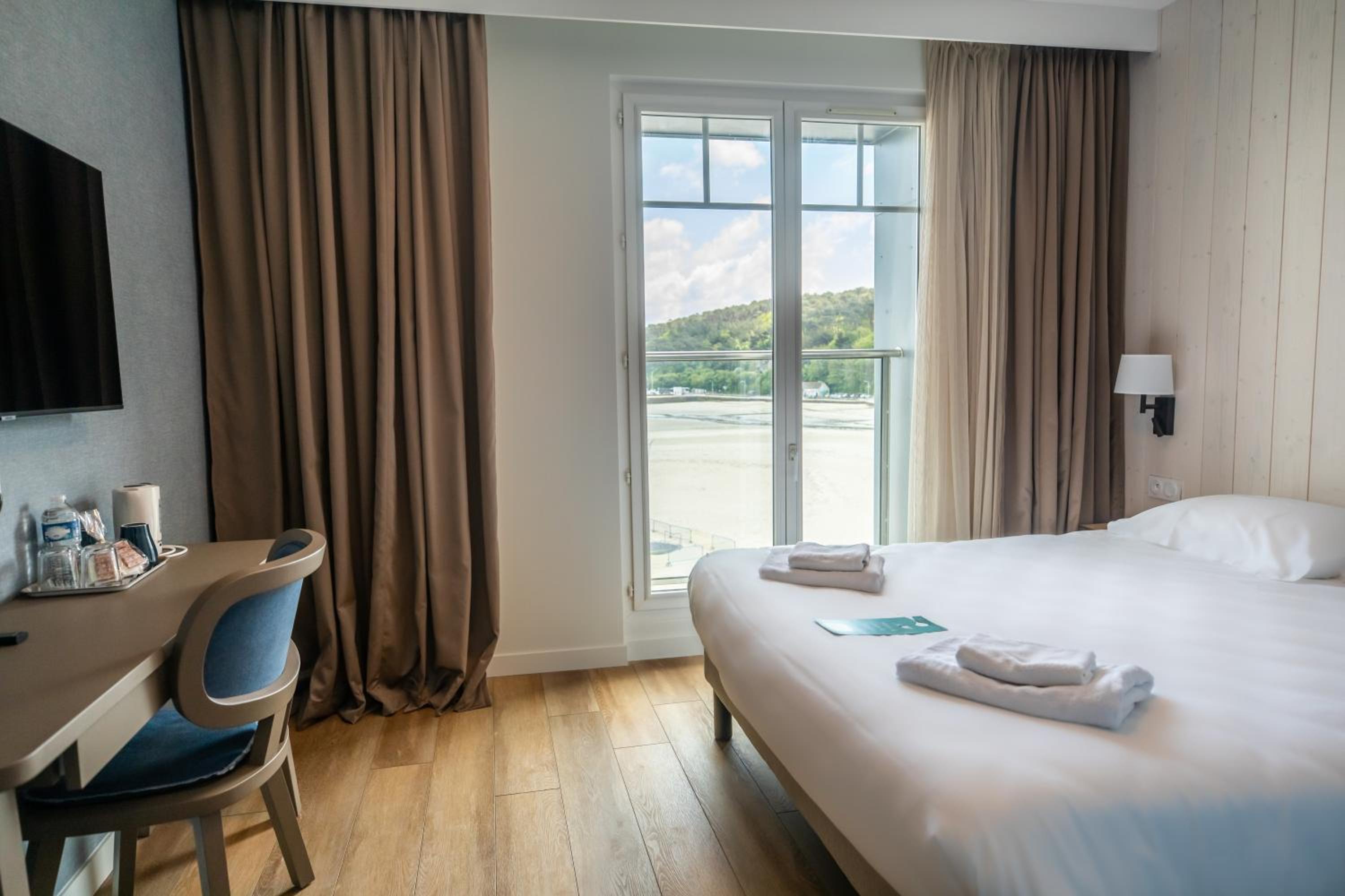 Double Room with Sea View photo 1