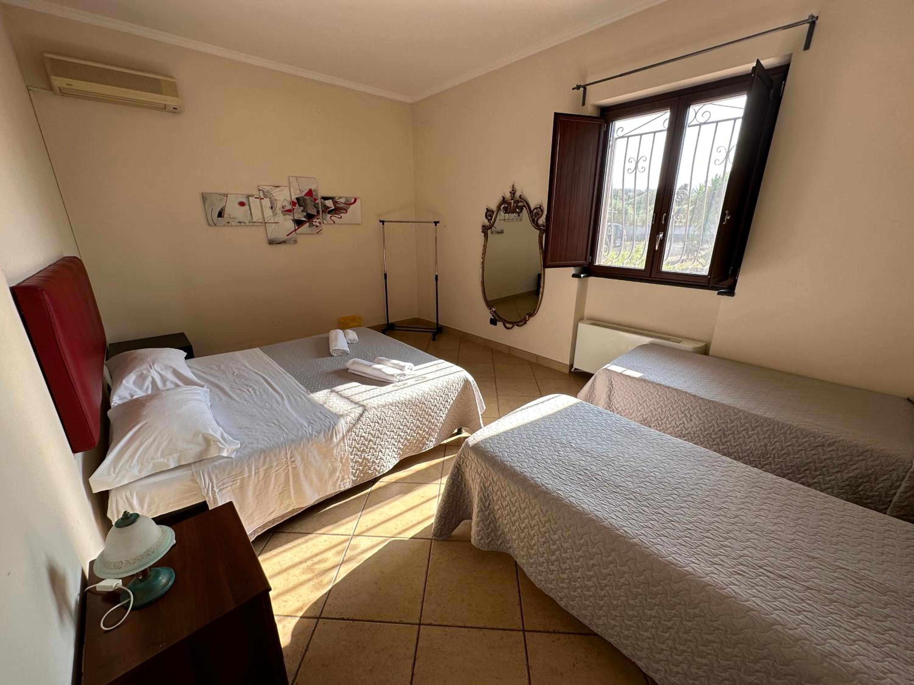 Quadruple Room with Private Bathroom