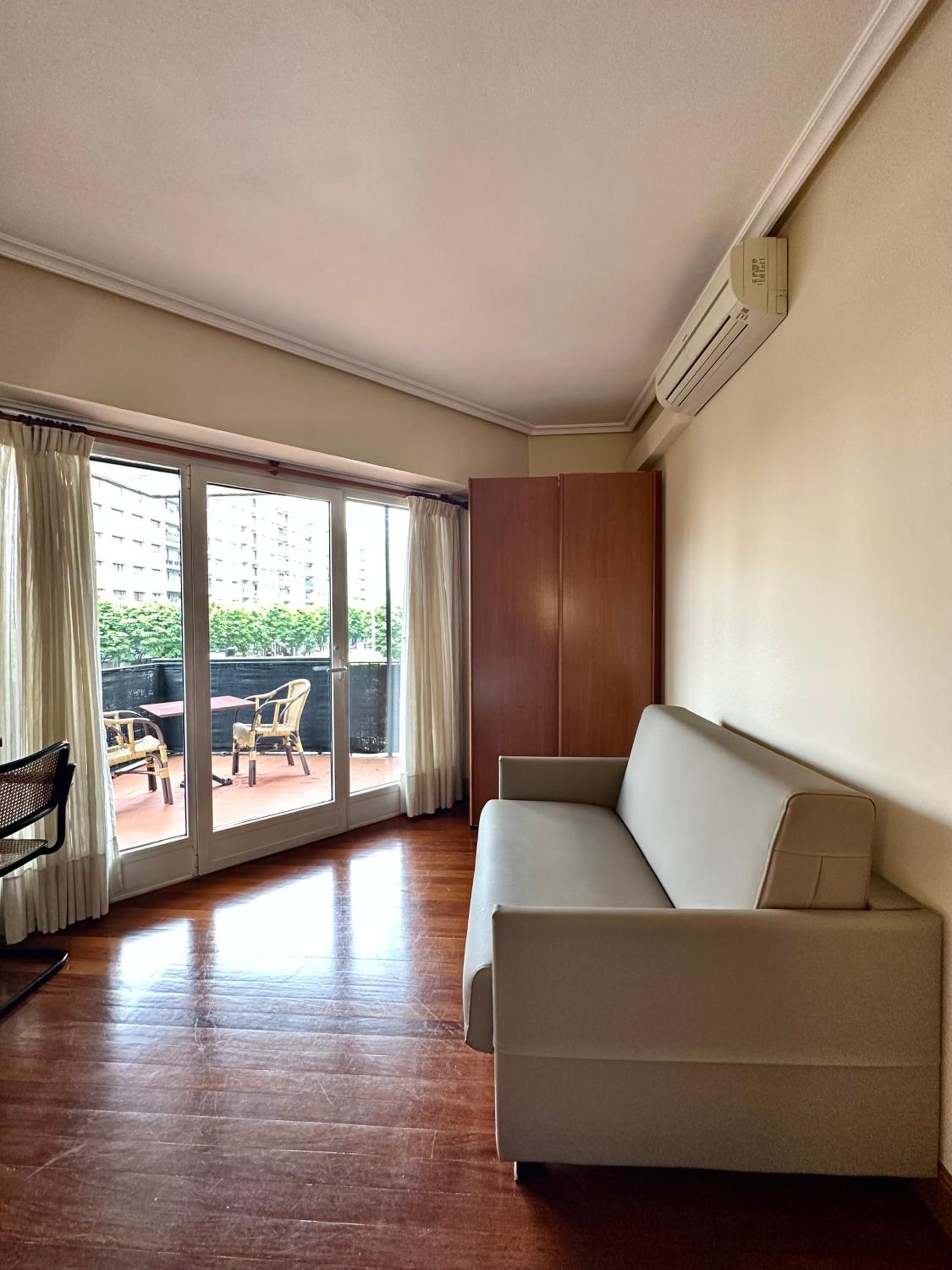 Triple Room with Balcony - Photo 1