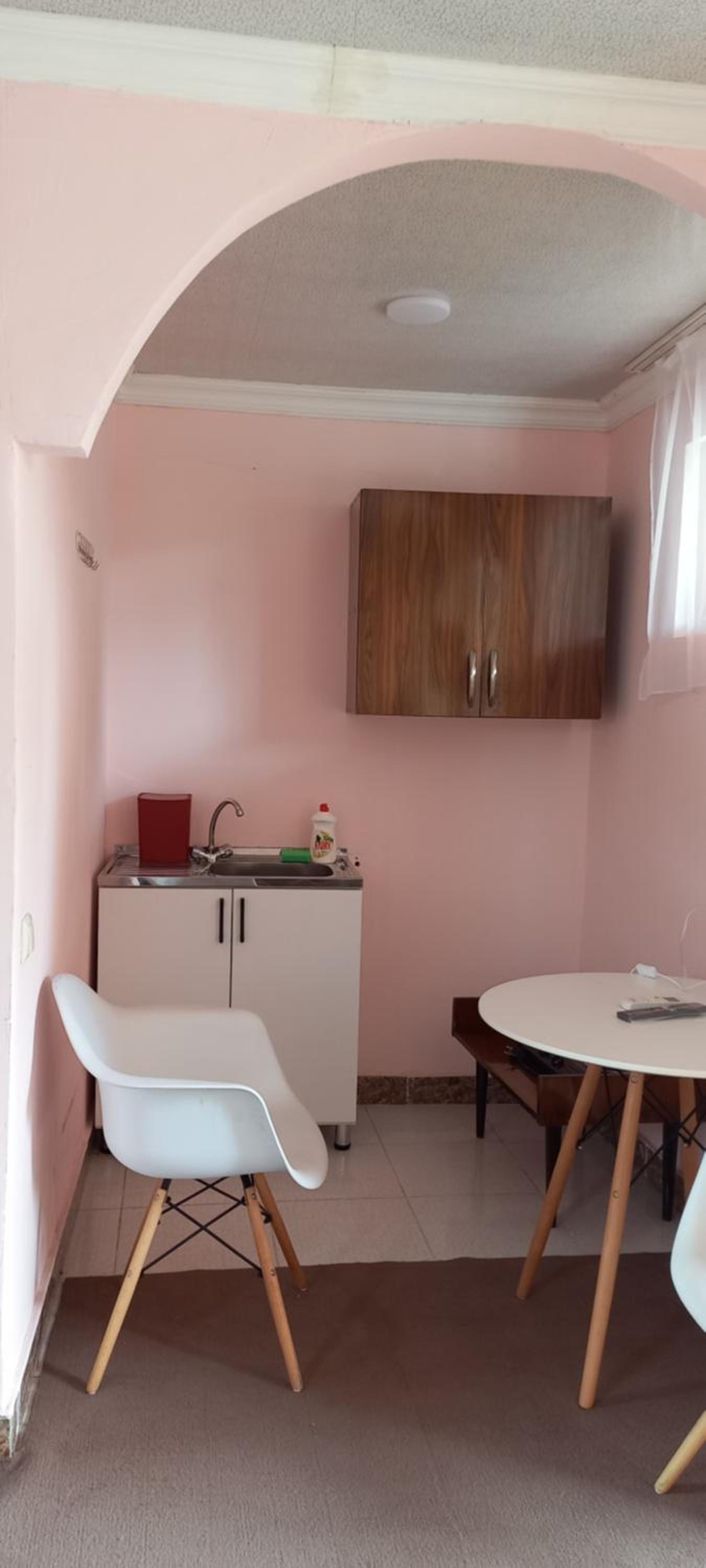 Twin Room With Private Bathroom photo 2